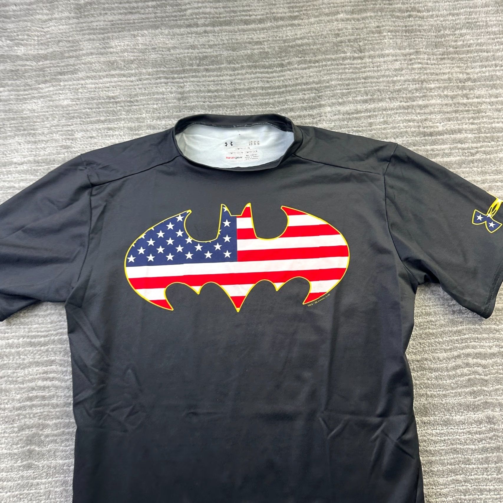 Under Armour Under Armour Shirt Mens Large Black Batman Compression Superhero Alter Ego USA Mens Size US L / EU 52-54 / 3 - 3 Thumbnail