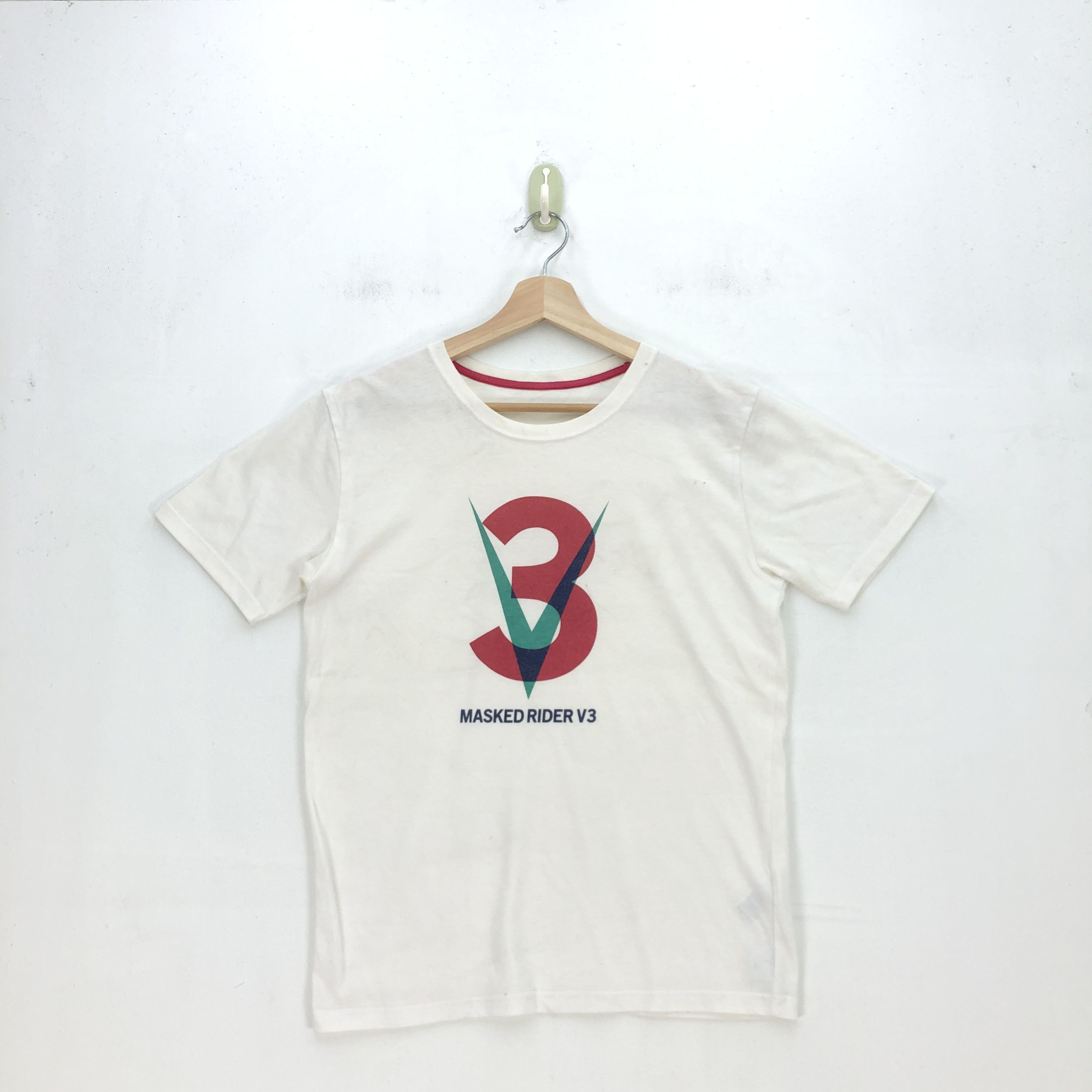 Anime Vintage Masked Rider V3 Tshirt Japanese Anime Cartoon Tees Size S / US 4 / IT 40 - 1 Thumbnail