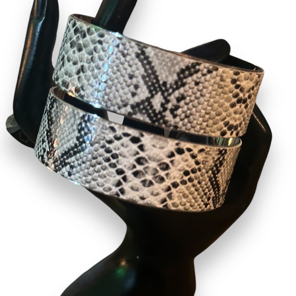 Other Snakeskin wide cuff bracelet Size ONE SIZE - 2 Thumbnail