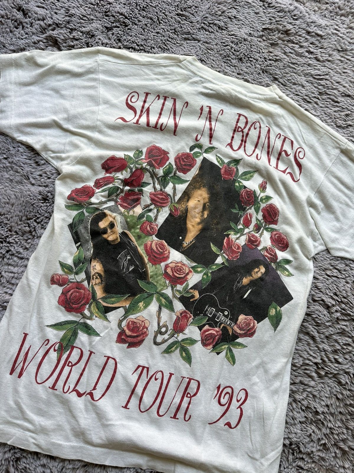Other Vintage 1993 Guns N Rose Skin N Bones Tour Tee Screen Stars Size US L / EU 52-54 / 3 - 13 Thumbnail