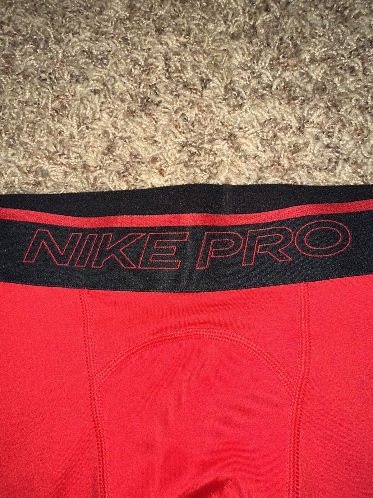 Nike Nike Mens Dri-Fit Pro 3/4 Red Tights Size US 32 / EU 48 - 3 Thumbnail