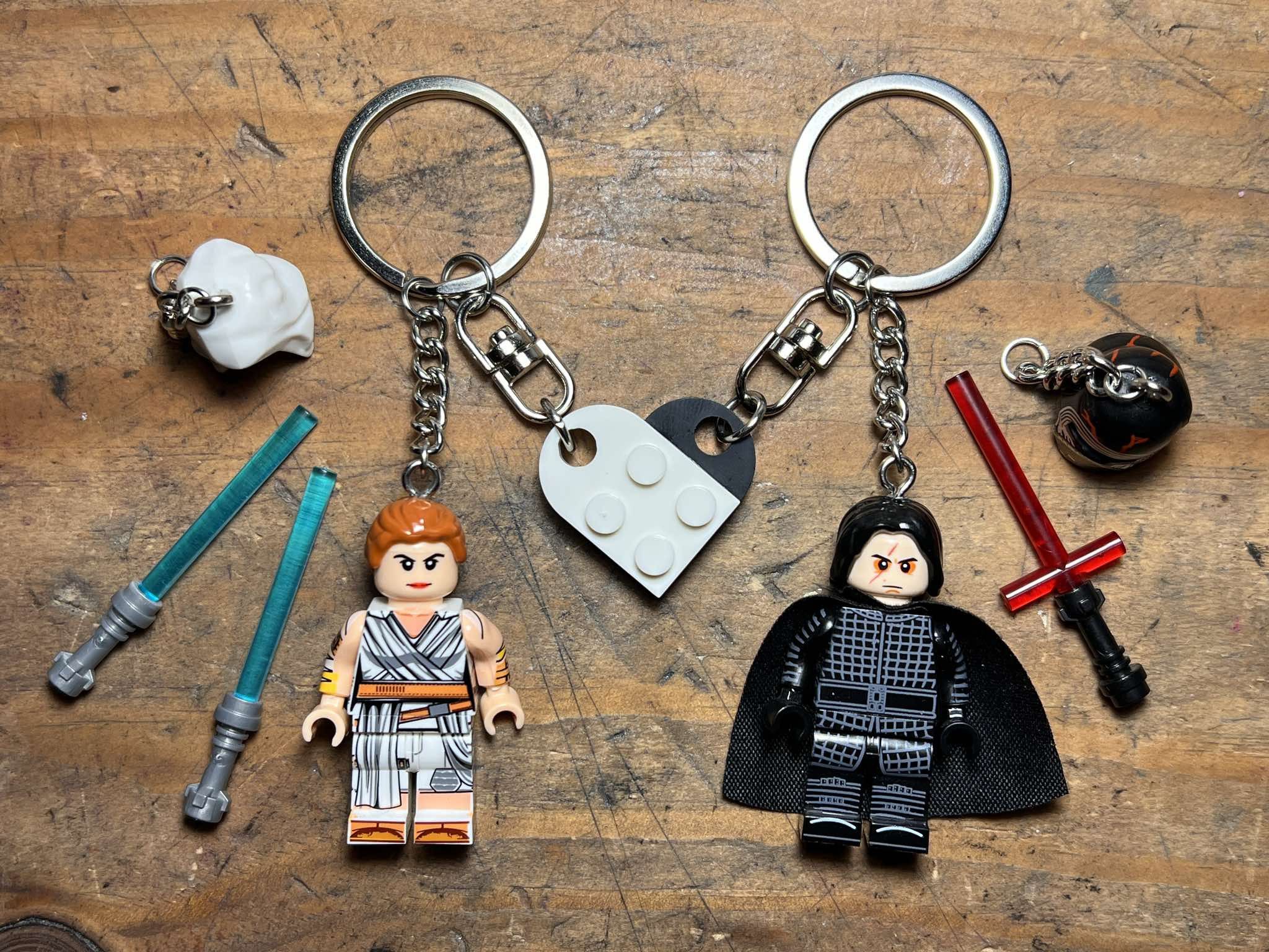 Other Star Wars Kylo Ren Rey minifigure keychain Size ONE SIZE - 2 Thumbnail
