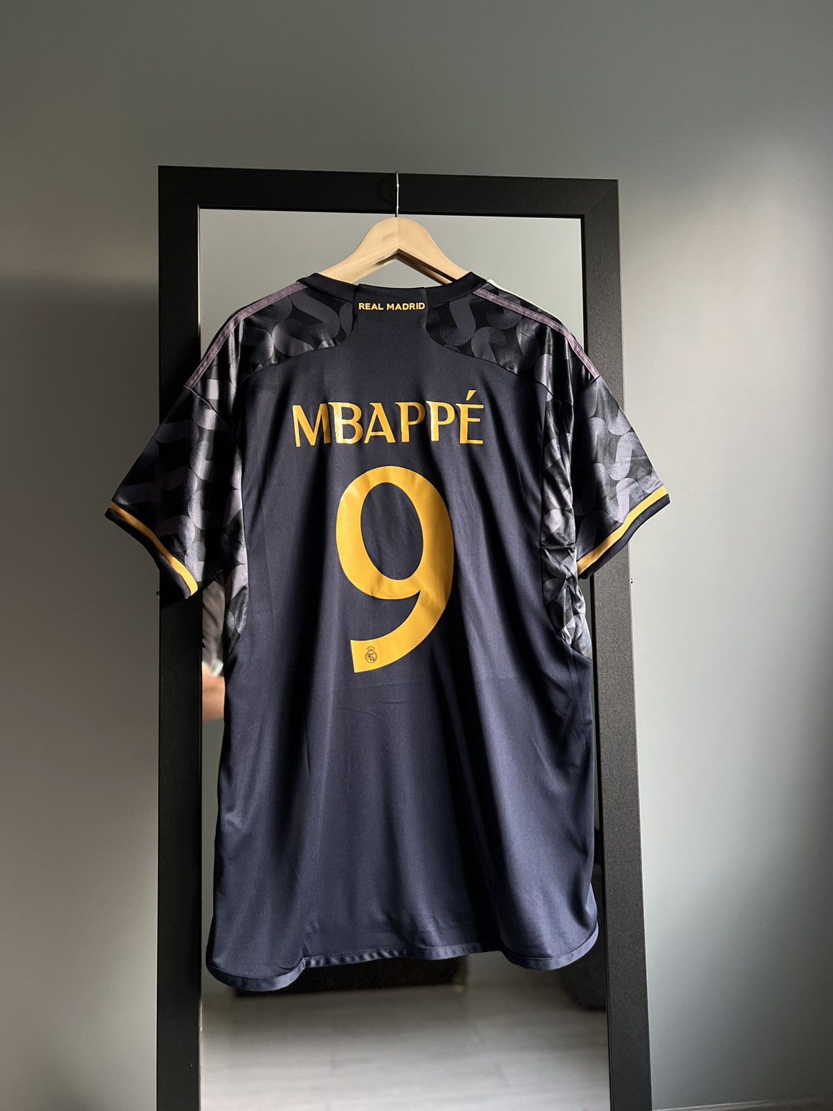 Adidas Adidas Real Madrid 2023/24 MBAPPE Blokecore Soccer Jersey Size US XL / EU 56 / 4 - 1 Thumbnail