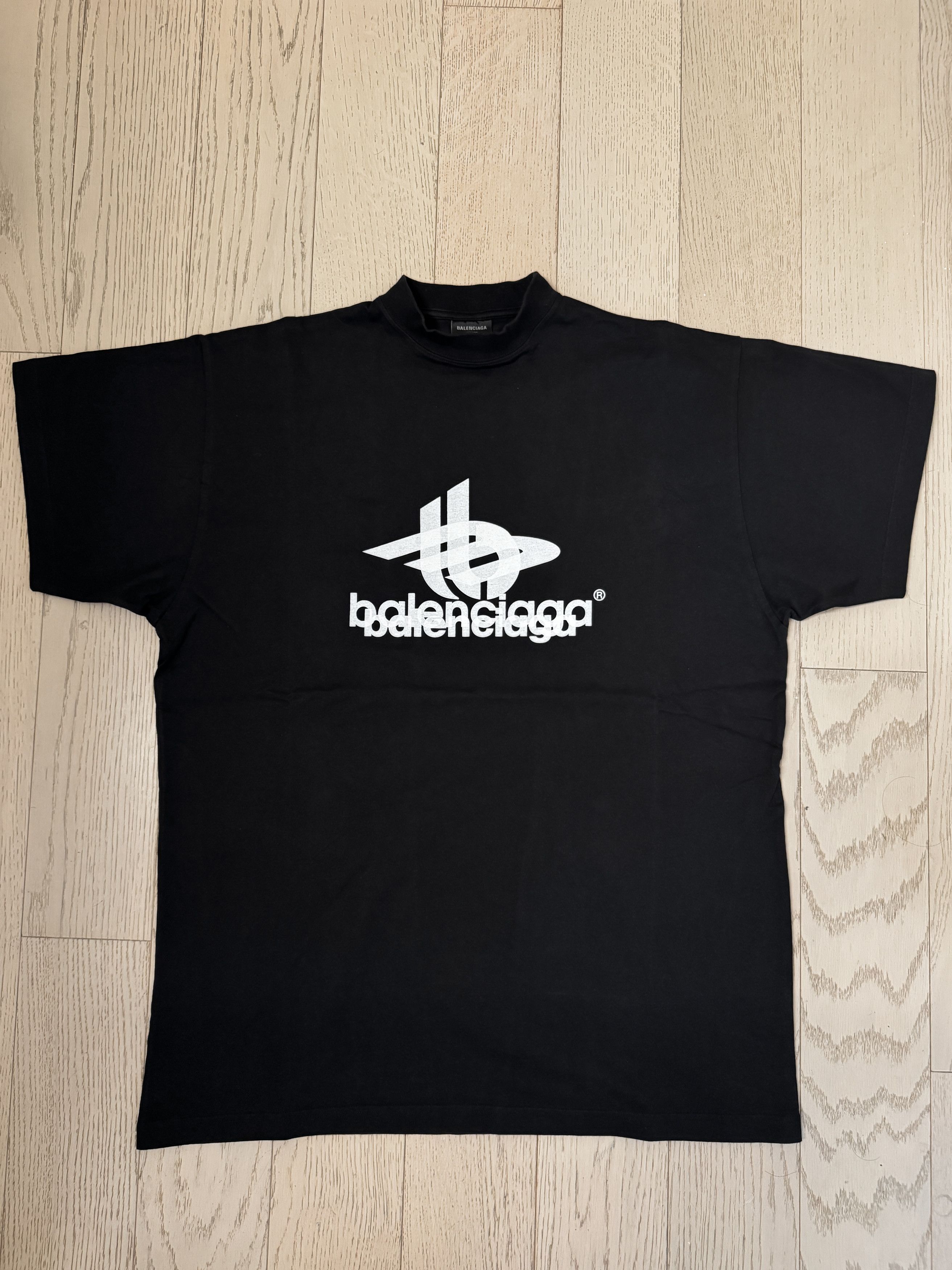 Balenciaga Balenciaga Phantom Overlapping 3B Logo Tee | Grailed