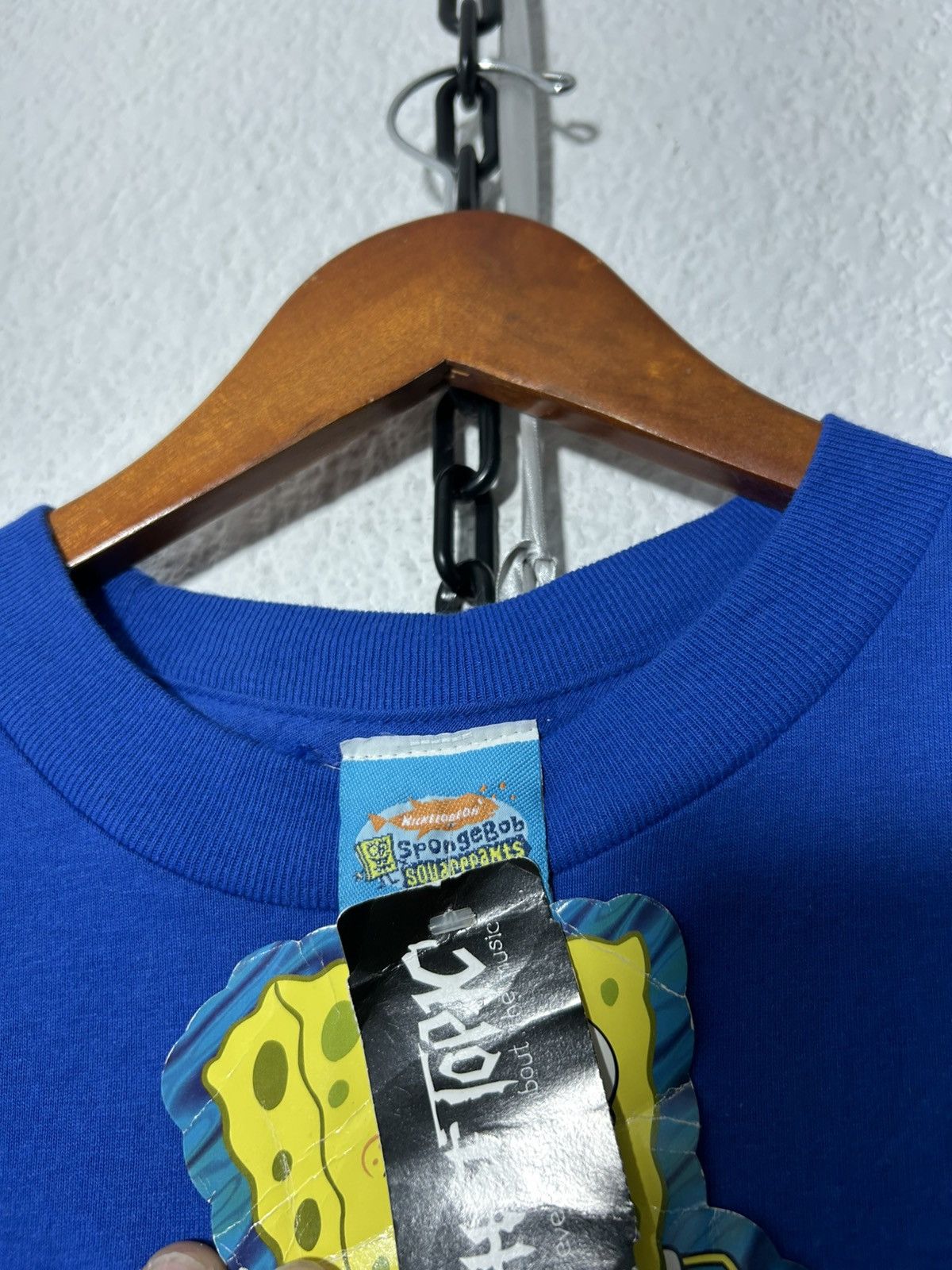 Nickelodeon × Vintage 2000 Sponge Bob Catch the fever! NWT Size US M / EU 48-50 / 2 - 4 Thumbnail