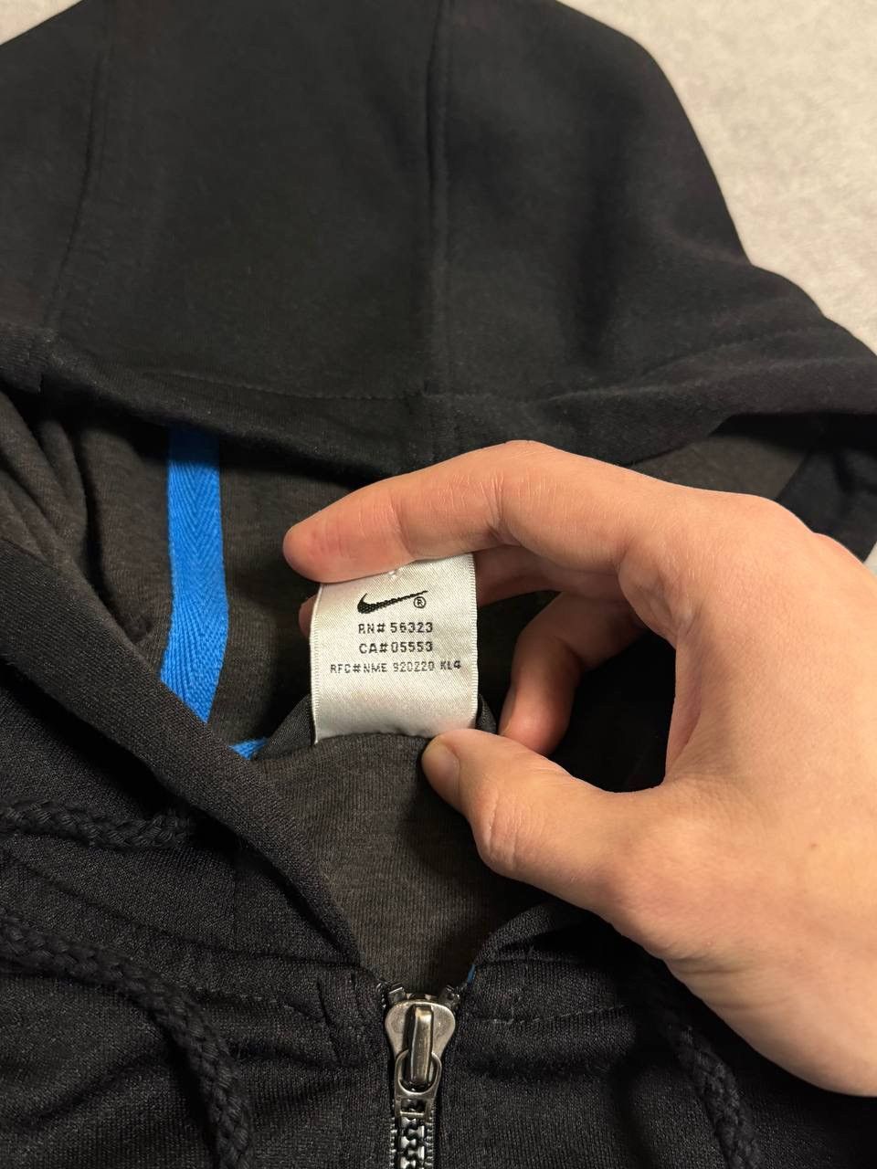 Nike Vintage Nike Y2K swoosh black oversized zip hoodie Size US L / EU 52-54 / 3 - 9 Thumbnail