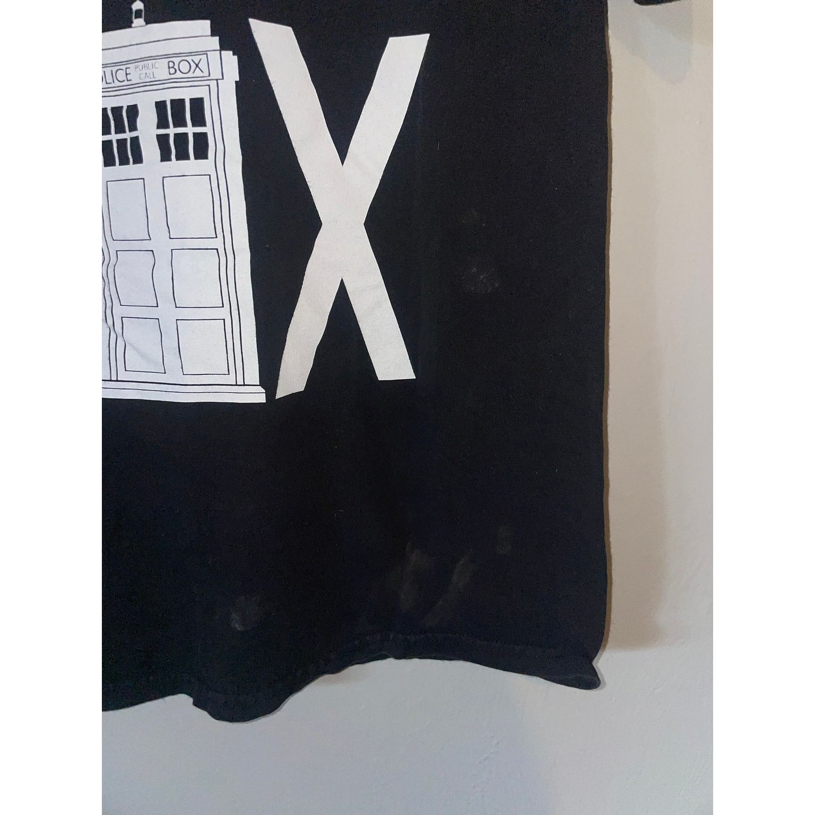 Other 2012 Doctor Who Madman With A Box Telephone TV Show Shirt M Size US M / EU 48-50 / 2 - 5 Thumbnail