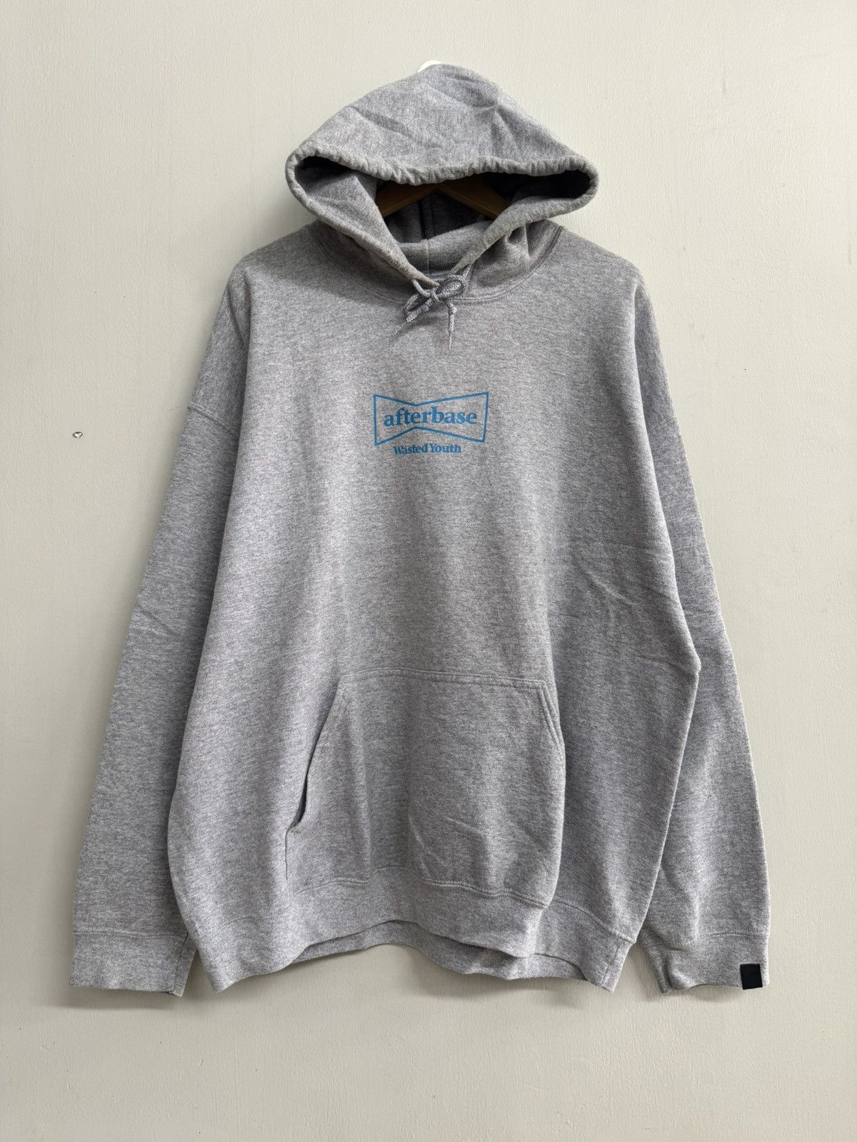 Girls Don't Cry WASTED YOUTH X AFTERBASE AN GRAPHIC BLUE TULIP HOODIE Size US XL / EU 56 / 4 - 4 Thumbnail