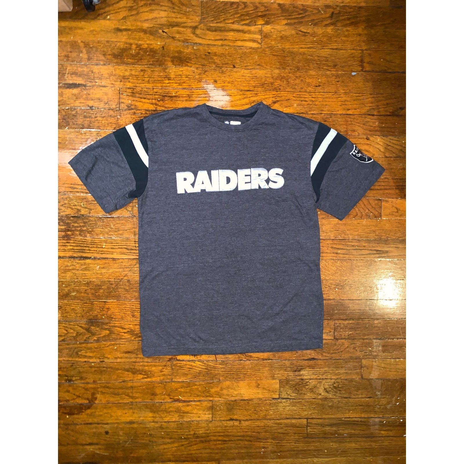 NFL Vtg Oakland Raiders NFL Jersey T Shirt Medium Gray Las Vegas Size US M / EU 48-50 / 2 - 1 Thumbnail