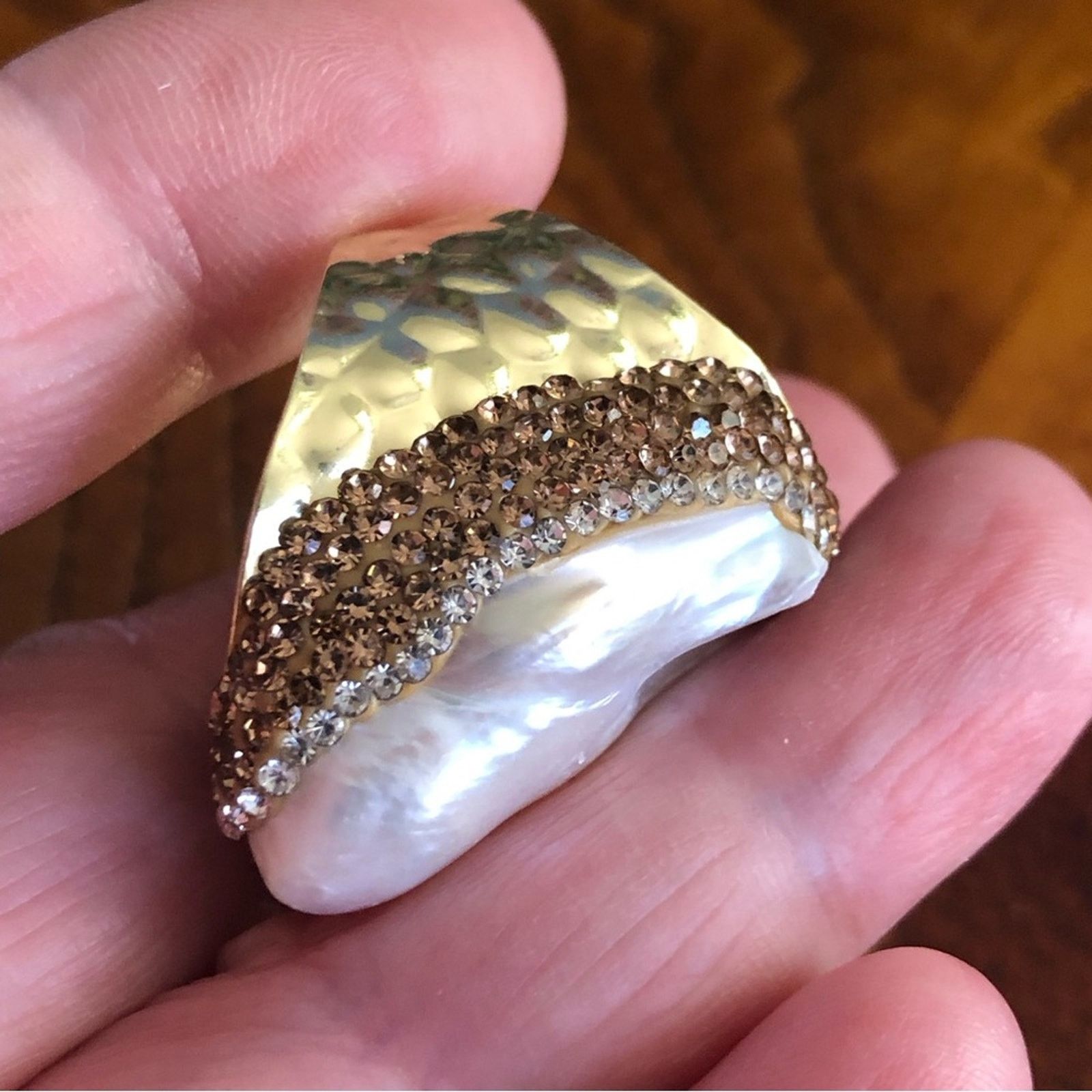Jewelry Ladies genuine baroque fresh water pearl gold band ring NIB Size ONE SIZE - 7 Thumbnail