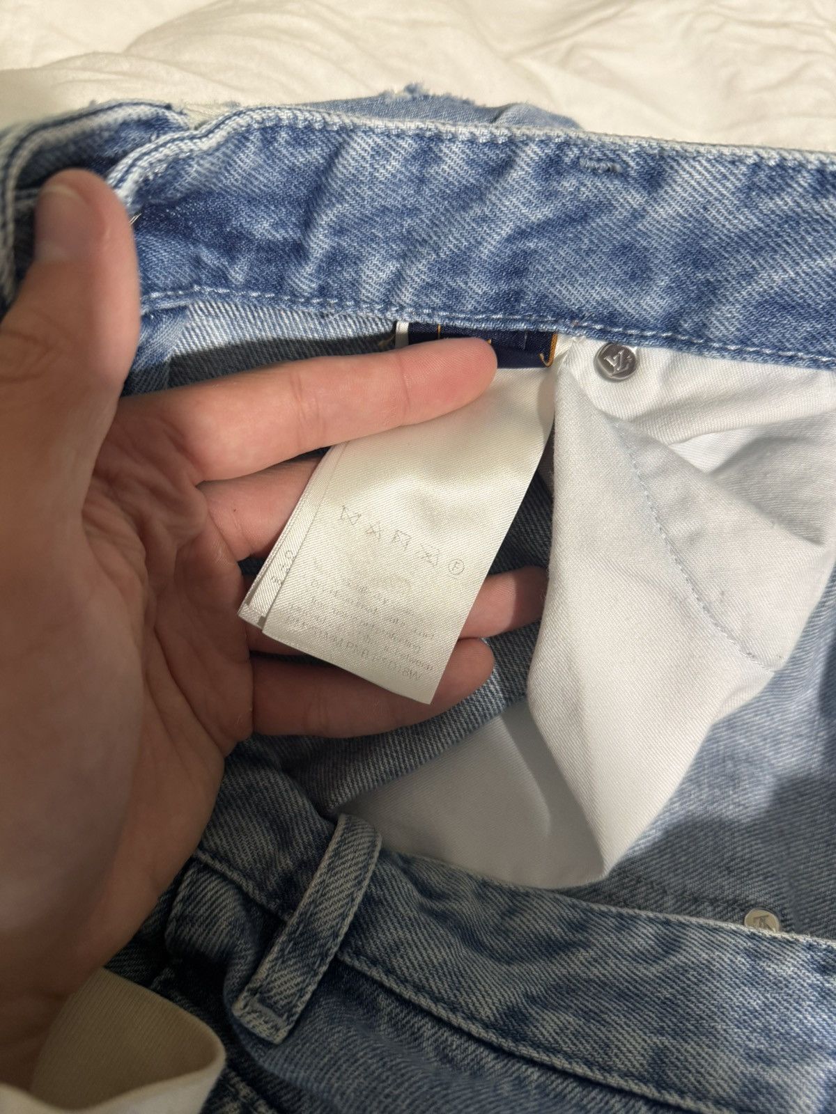 Louis Vuitton Louis Vuitton Lightwash Skater Monogram Jeans Size US 31 - 9 Thumbnail