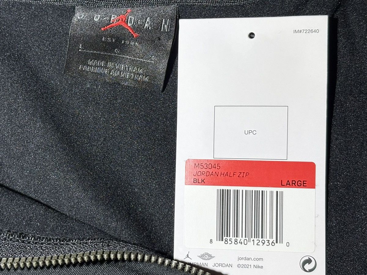 Nike Nike Air Jordan Mens Dri-Fit 1/2 Half Zip Jacket Top M53045 Size US L / EU 52-54 / 3 - 12 Thumbnail