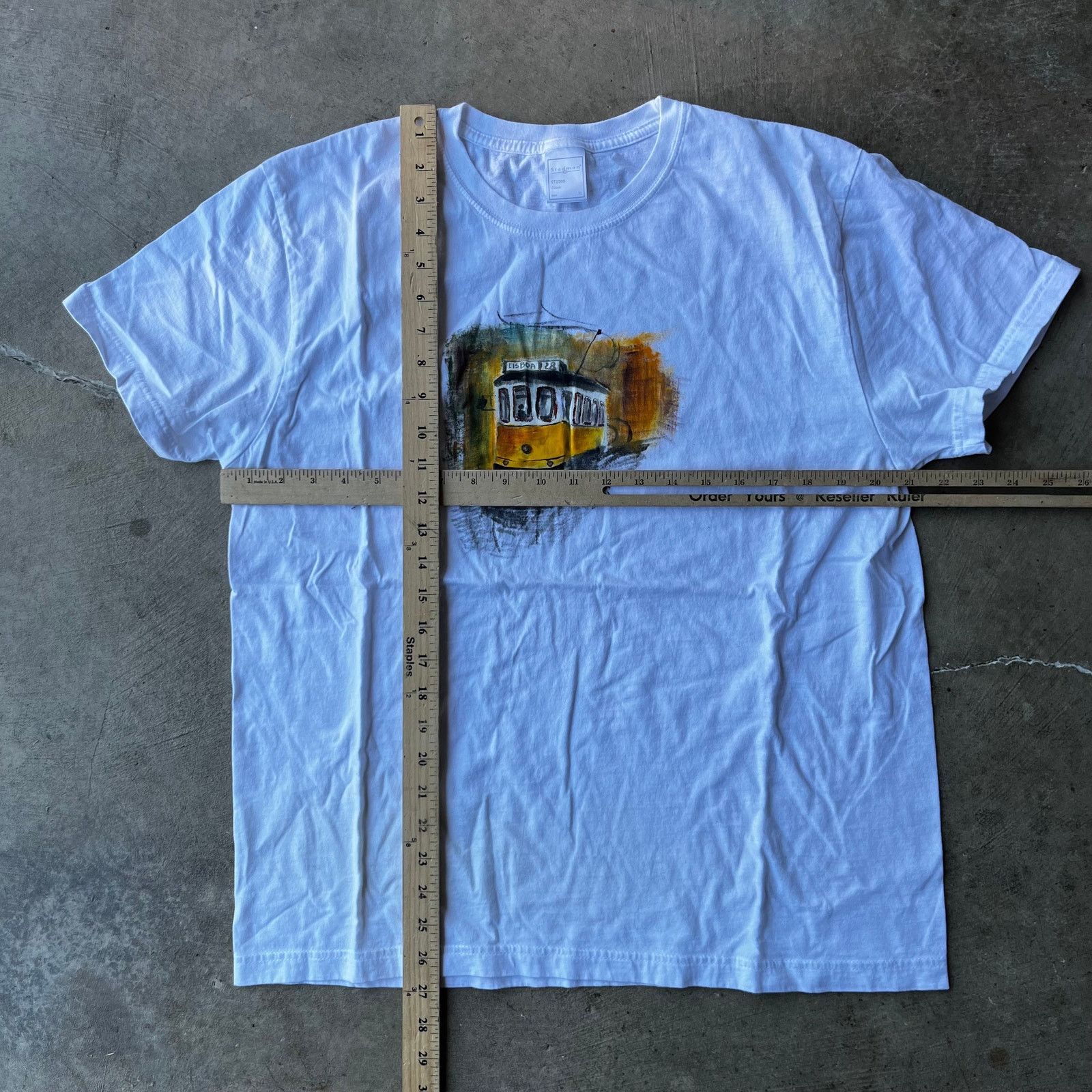 Vintage Vintage Lisbon Portugal Tram T-Shirt Yellow Streetcar XL Size US XL / EU 56 / 4 - 3 Thumbnail