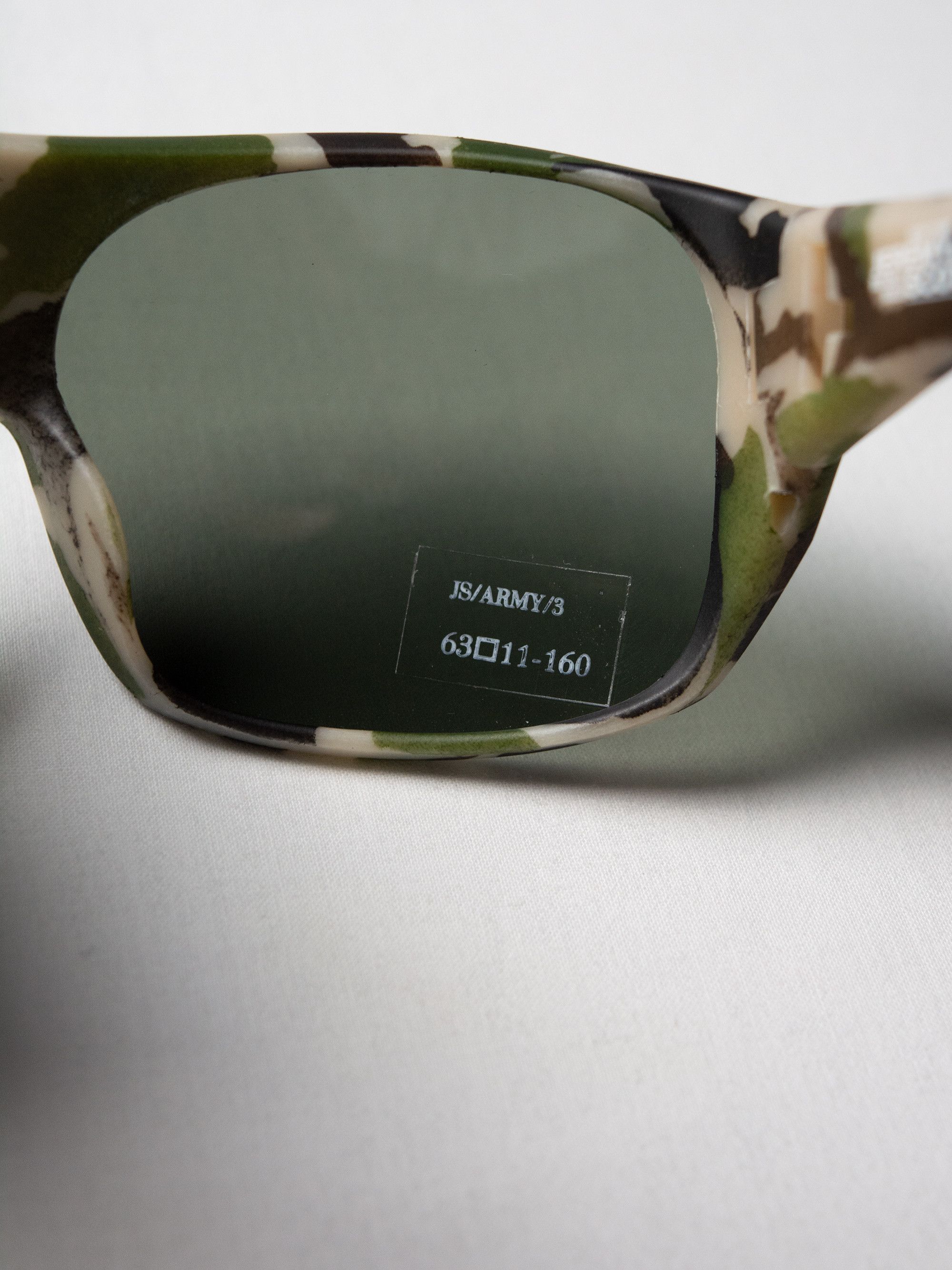 Jeremy Scott × Linda Farrow Linda Farrow X Jeremy Scott - S/S 2013 - army sunglasses Size ONE SIZE - 6 Thumbnail