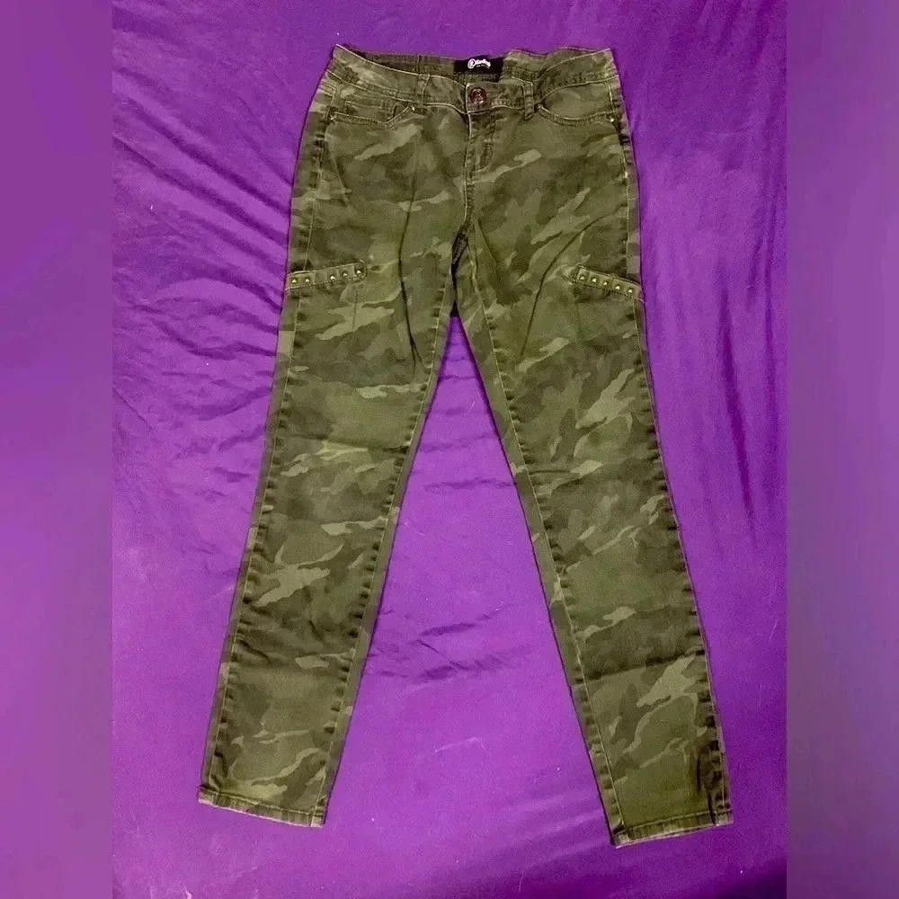 Designer ReWash Camouflage Cargo Pants Size 30" / US 8 / IT 44 - 1 Thumbnail