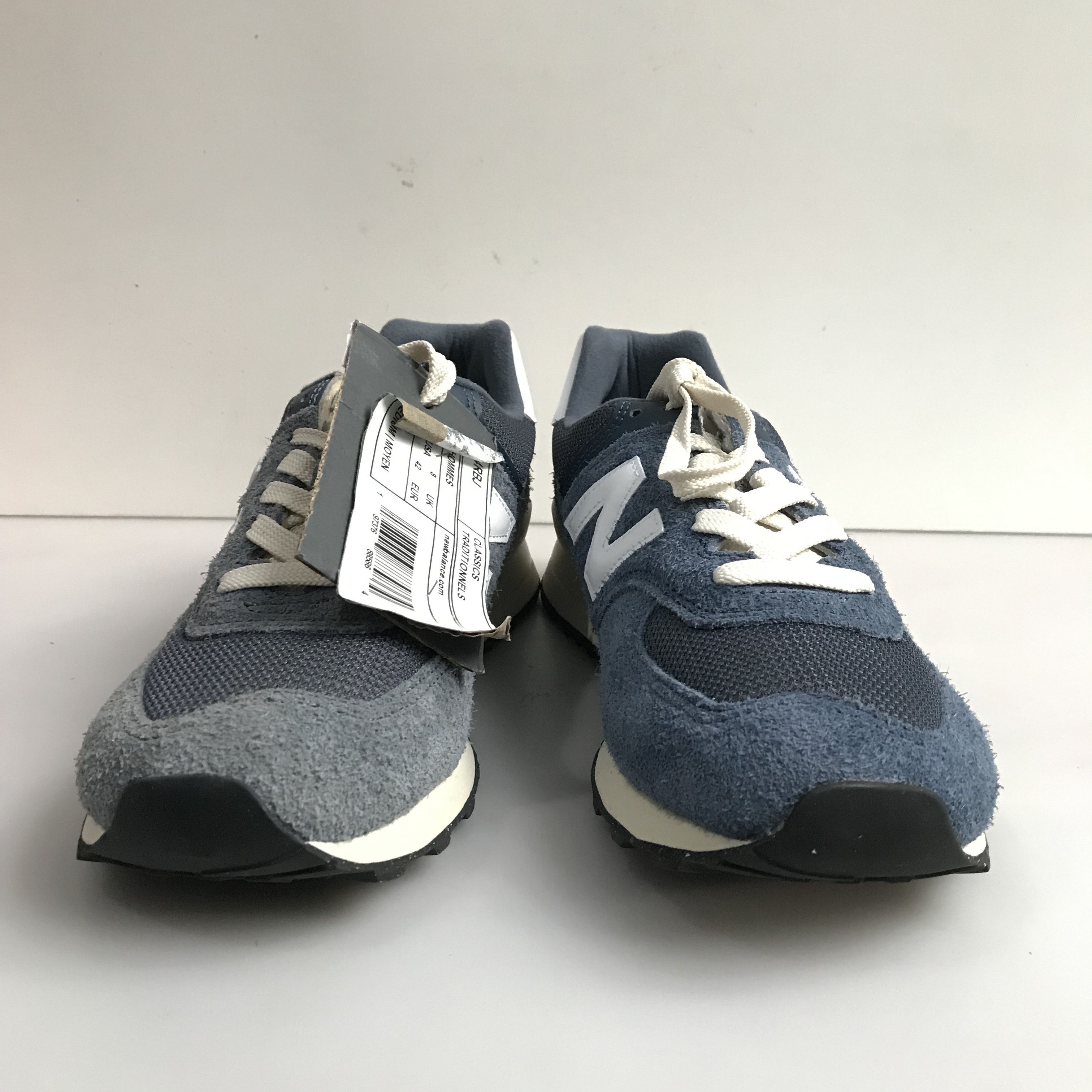 New Balance New Balance 574 Navy Blue cream New Balance Men's U574RBJ Size US 9 / EU 42 - 4 Thumbnail