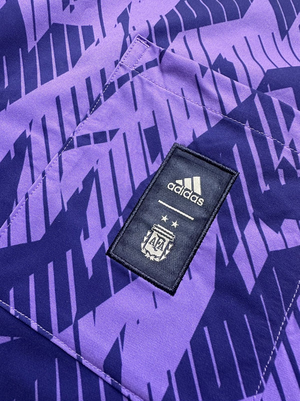 Adidas Adidas Argentina soccer shirt rare purple size XXl Size US XXL / EU 58 / 5 - 4 Thumbnail