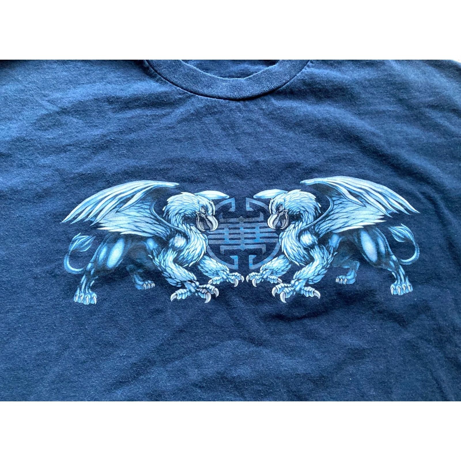 Vintage VINTAGE Top Heavy T-Shirt Mens Size L Navy Blue Eagles Wings Gothic MMA 90s USA Basic Tee Cotton Short Sleeve Baggy? Size US L / EU 52-54 / 3 - 2 Thumbnail