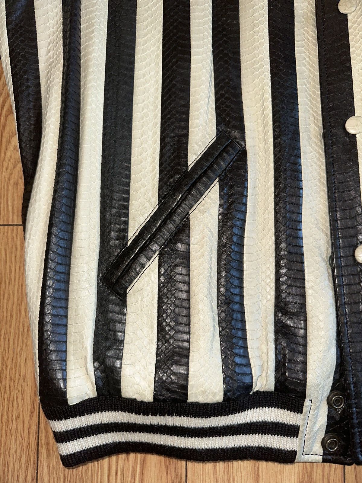 Yves Saint Laurent Saint Laurent 2018 python leather teddy Size US L / EU 52-54 / 3 - 6 Thumbnail