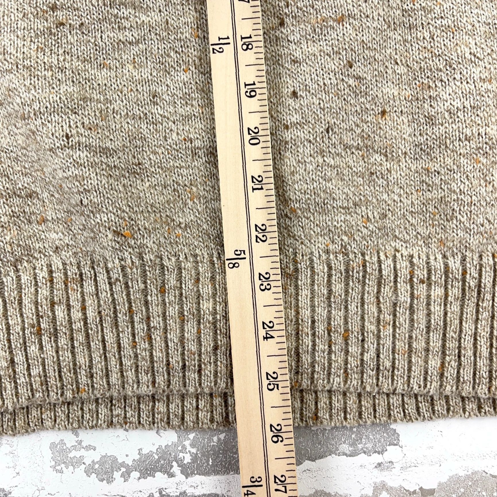 Vintage VINTAGE Moss Creekl Trader Sweater Men XL Tan Blue Wool Blend Knit V Neck 90s Diamond Geometric Chunky-Knit Pullover All Seasons Casual Mens Size US XL / EU 56 / 4 - 7 Thumbnail