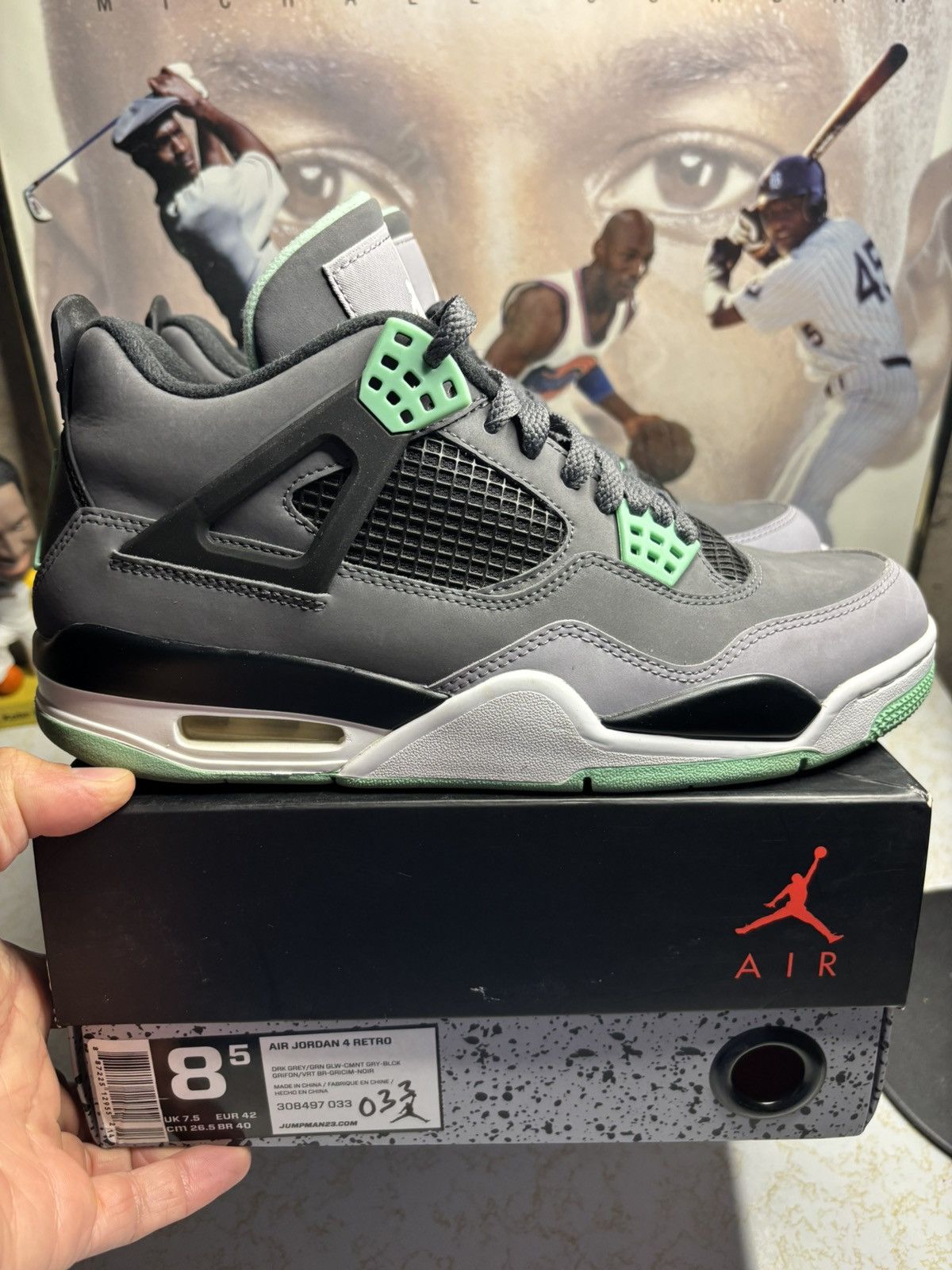 Jordan Brand Jordan Retro 4 ‘green glow’ Size US 8.5 / EU 41-42 - 1 Thumbnail