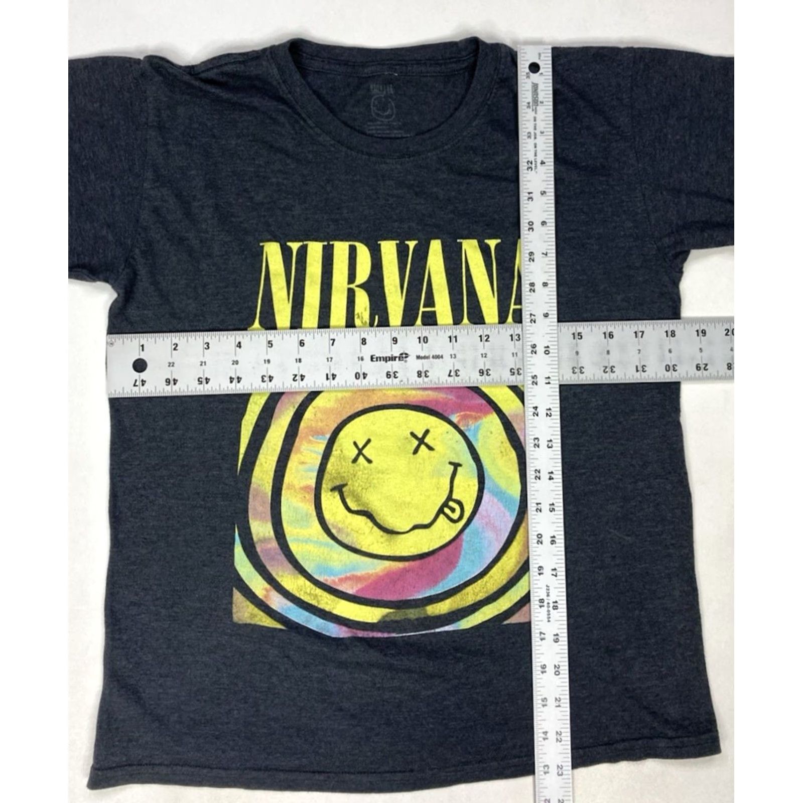 Vintage Nirvana T-Shirt Women Small Black Heather Short Sleeve Crew Neck Pullover Logo Retro Music Graphic Size S / US 4 / IT 40 - 5 Thumbnail