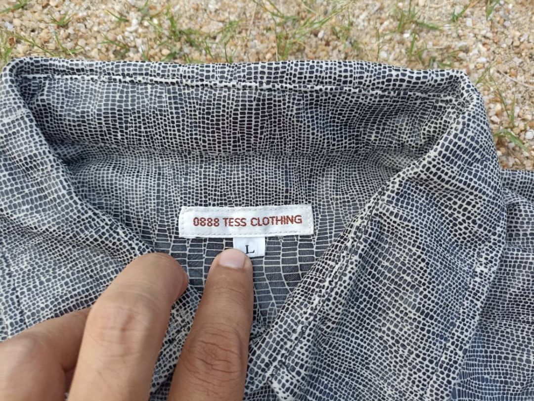 Flannel Flannel snake skin style Size US L / EU 52-54 / 3 - 9 Thumbnail