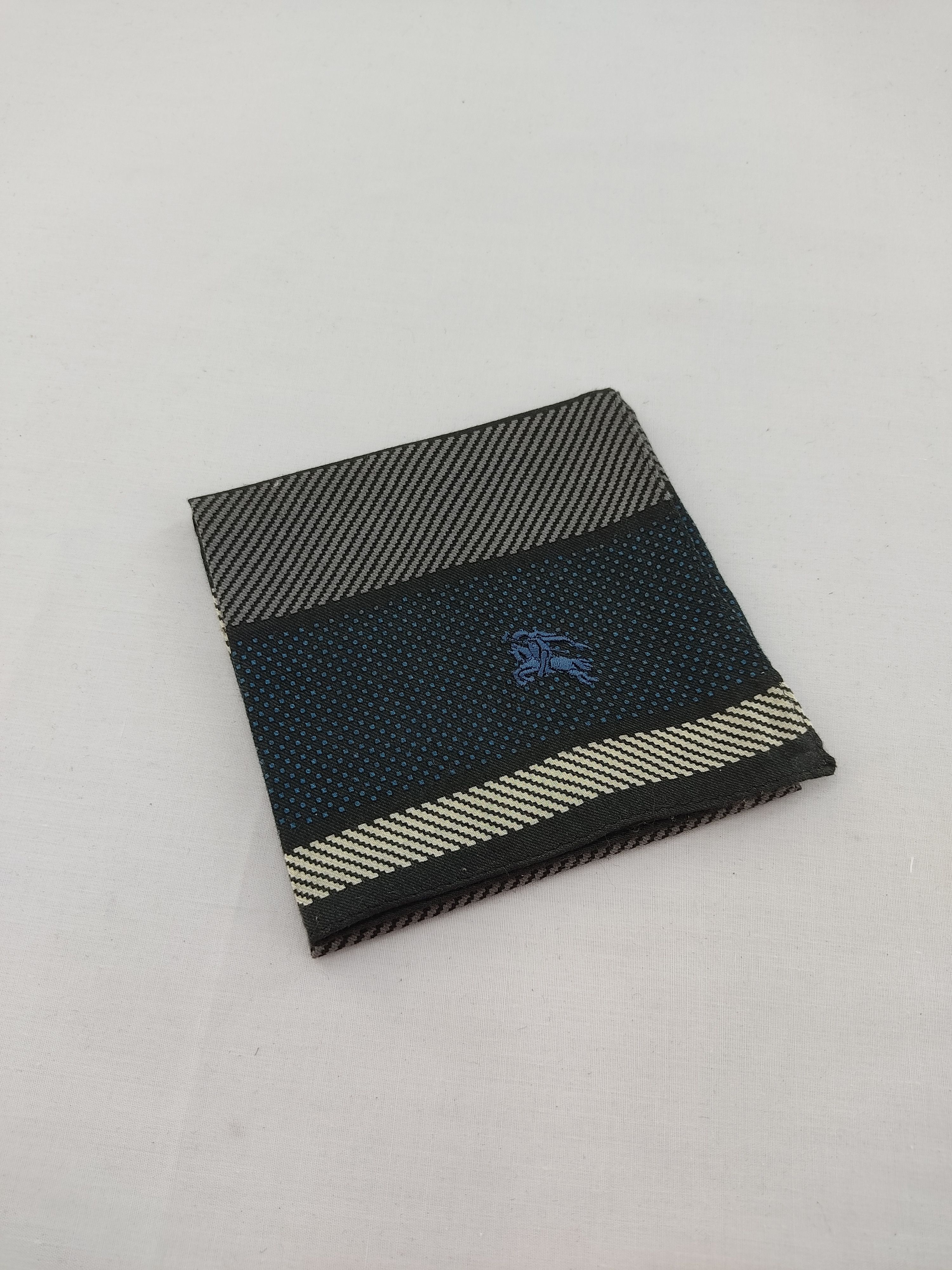 Burberry × Vintage Vintage Burberry Handkerchief / Neckwear / Bandana Size ONE SIZE - 2 Thumbnail