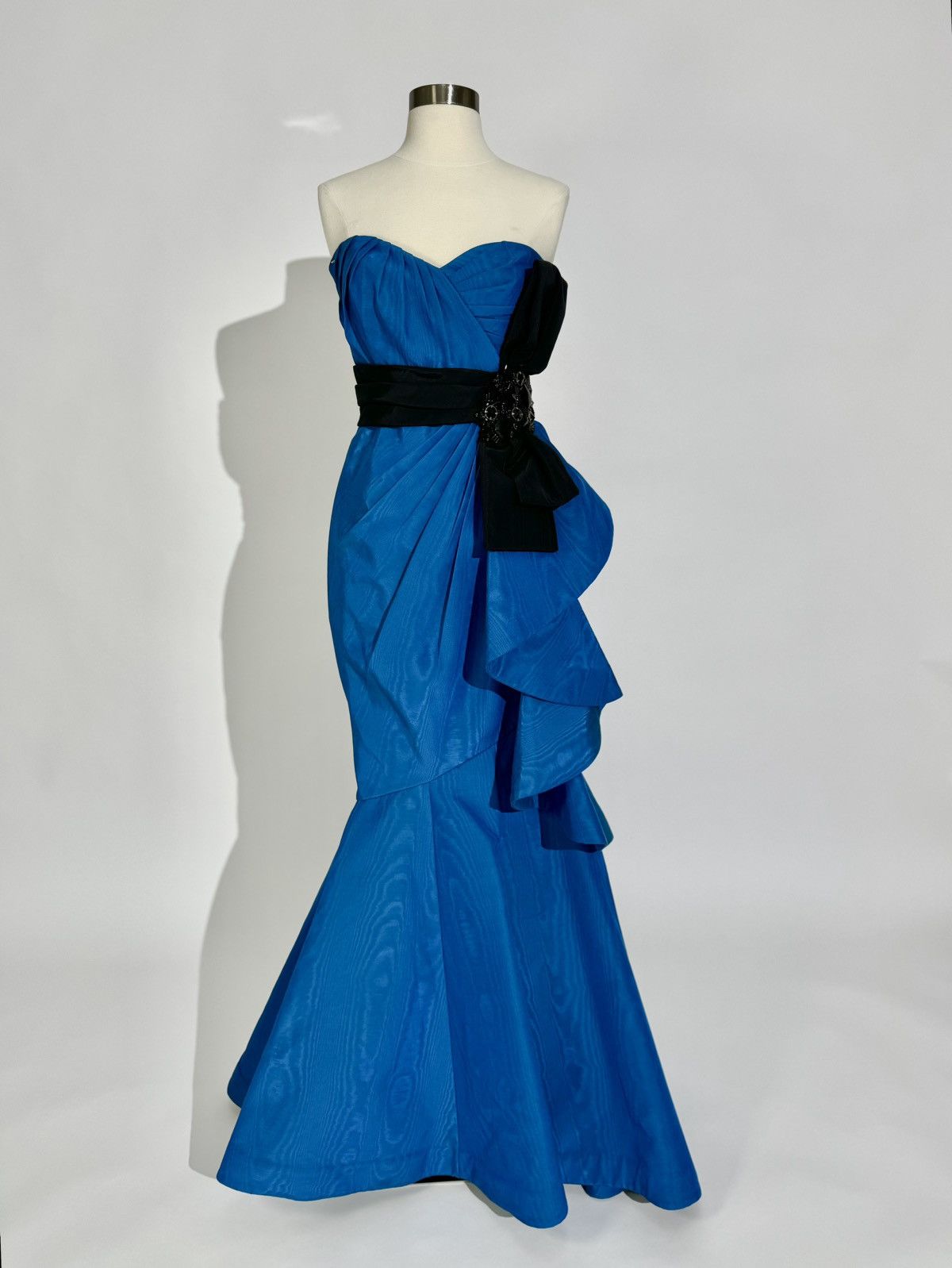 Other Brand New US 6-8 ANDREW GN Strapless Mermaid Style Gown Size M / US 6-8 / IT 42-44 - 2 Thumbnail