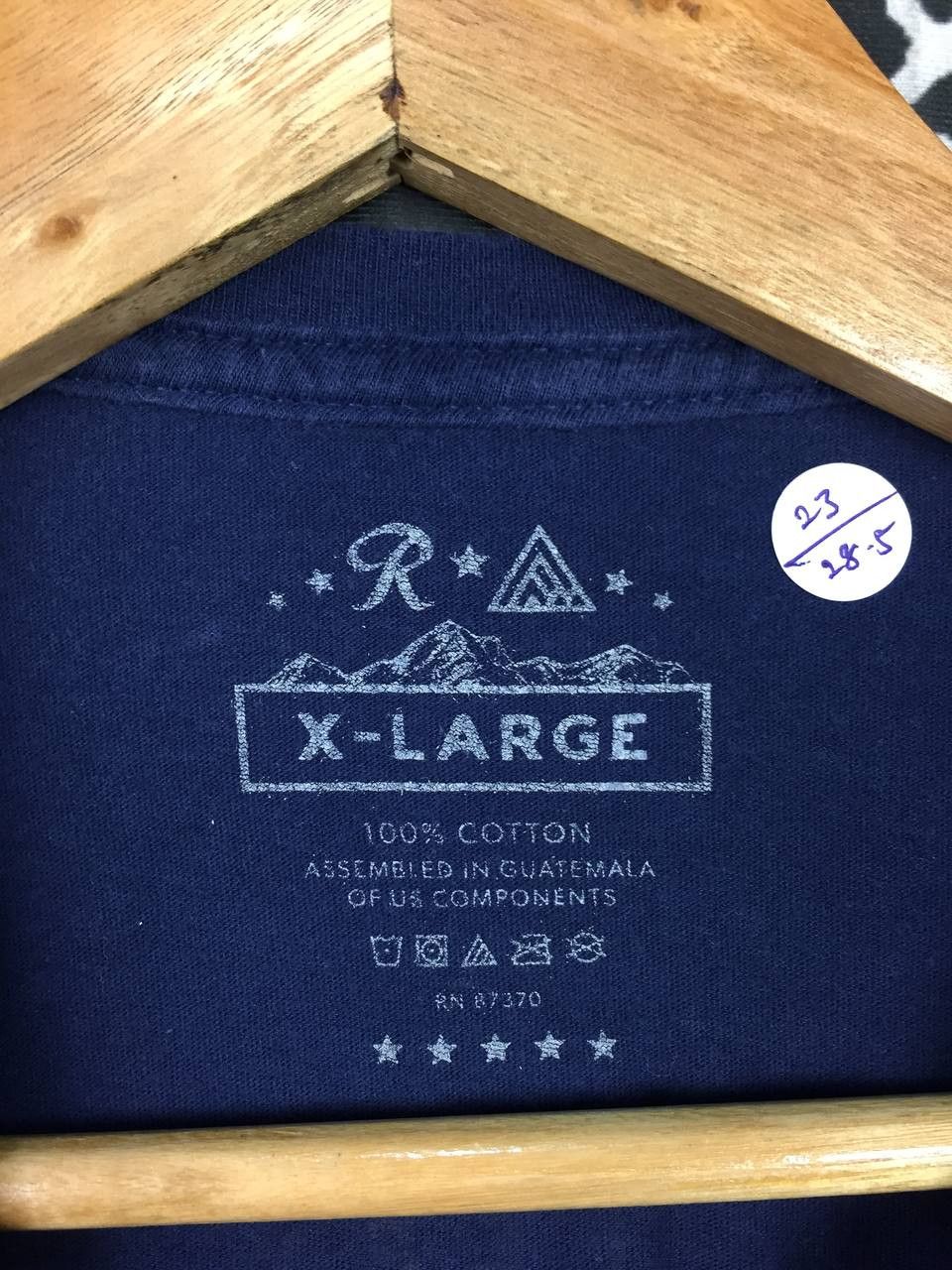 Vintage Rainier Mountain Upper Left USA Best In The Northwest Tee Size US XL / EU 56 / 4 - 7 Thumbnail