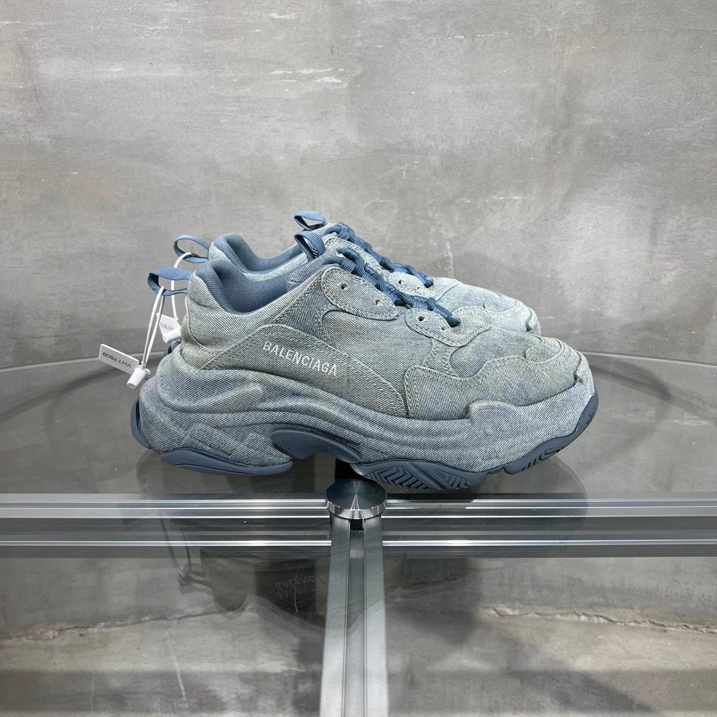 Balenciaga Balenciaga BLCG Triple S Denim Blue 41 Dad Sneakers Size US 8 / EU 41 - 4 Thumbnail