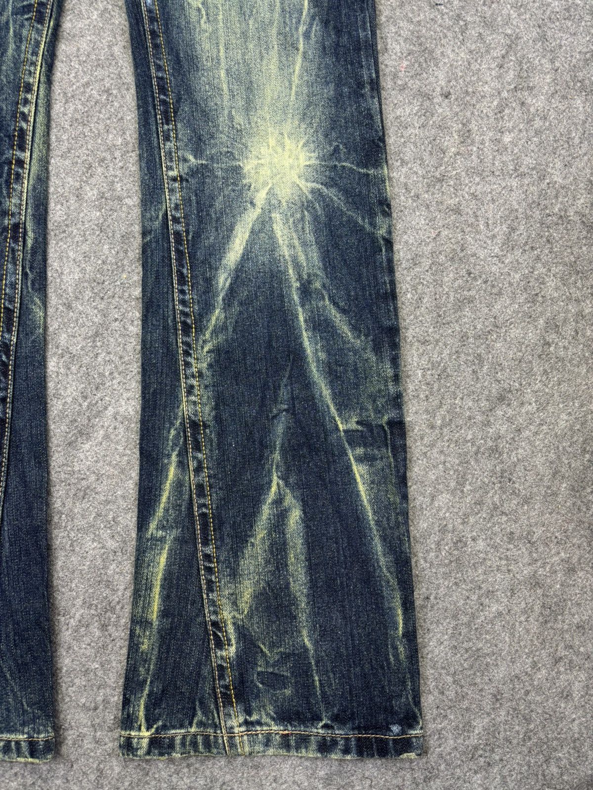 Other 💥Insane Style Flare💥Unbrand Thunderous Flare Denim F918 Size US 31 - 4 Thumbnail