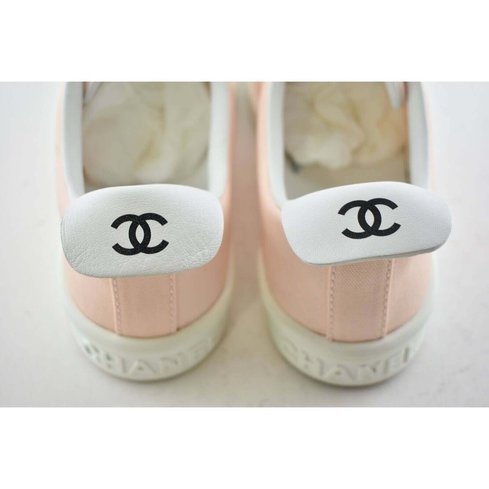 Chanel 19C Weekender Logo Lace Low Flat Runner Trainer Sneaker 40 Size US 10 / IT 40 - 11 Thumbnail