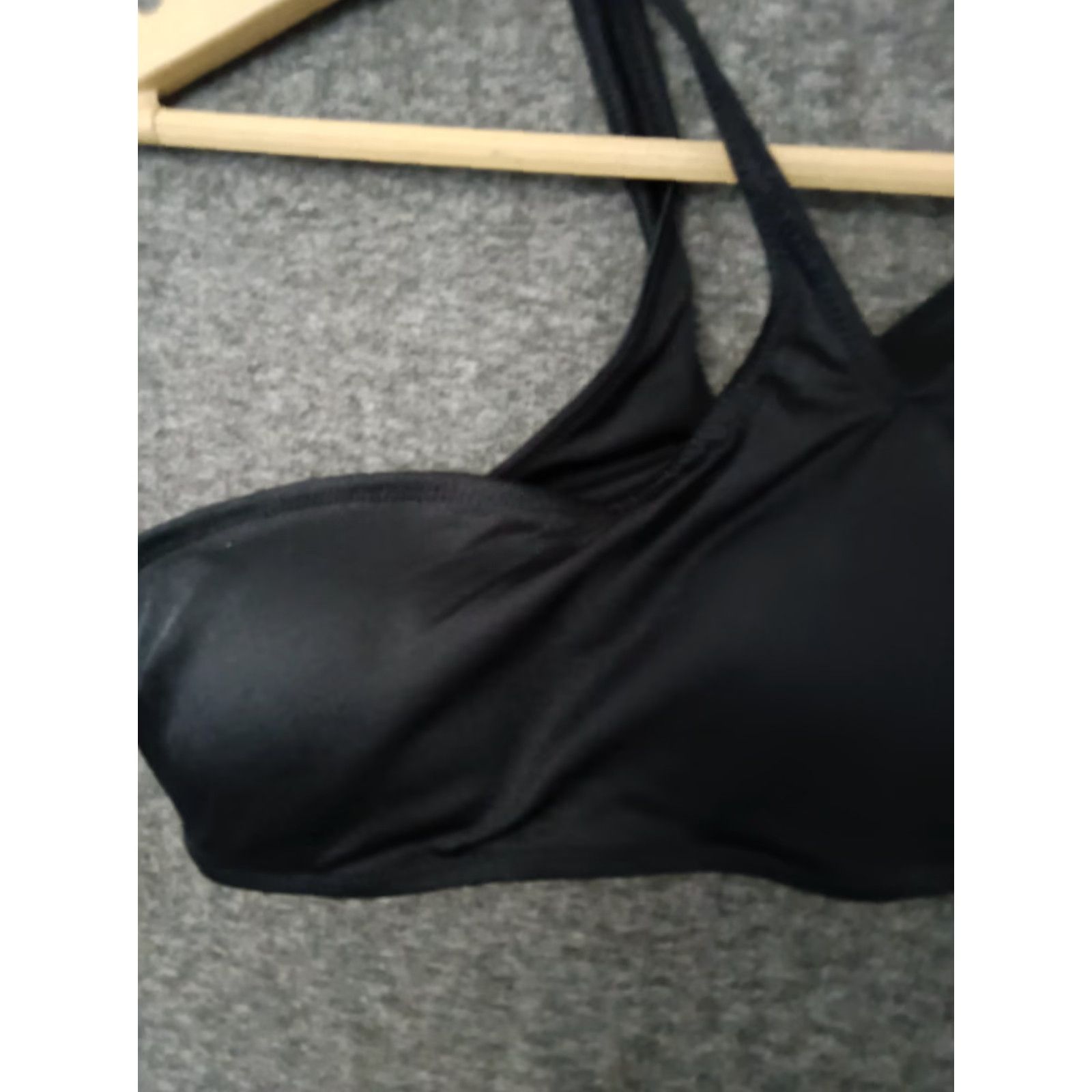 Victoria's Secret Victoria's Secret XS One Shoulder Double Wide Strap Black Bikini Top Swimsuit Size XS / US 0-2 / IT 36-38 - 3 Thumbnail