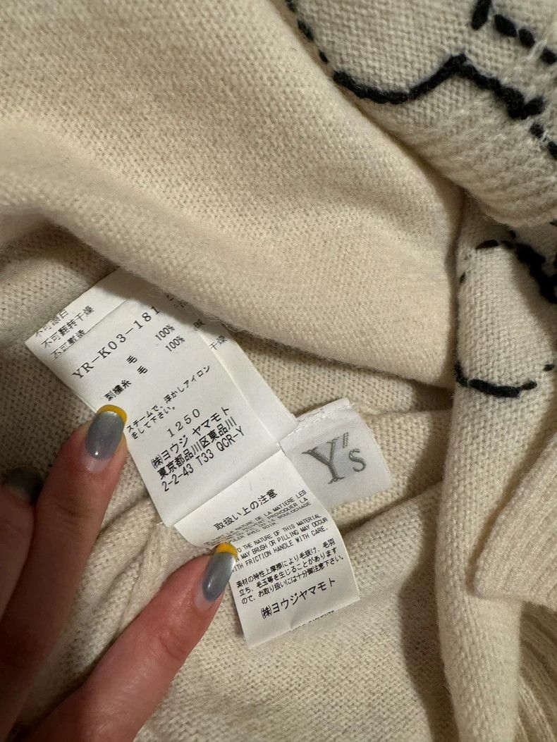 Y's size os Deconstructing fun sweater