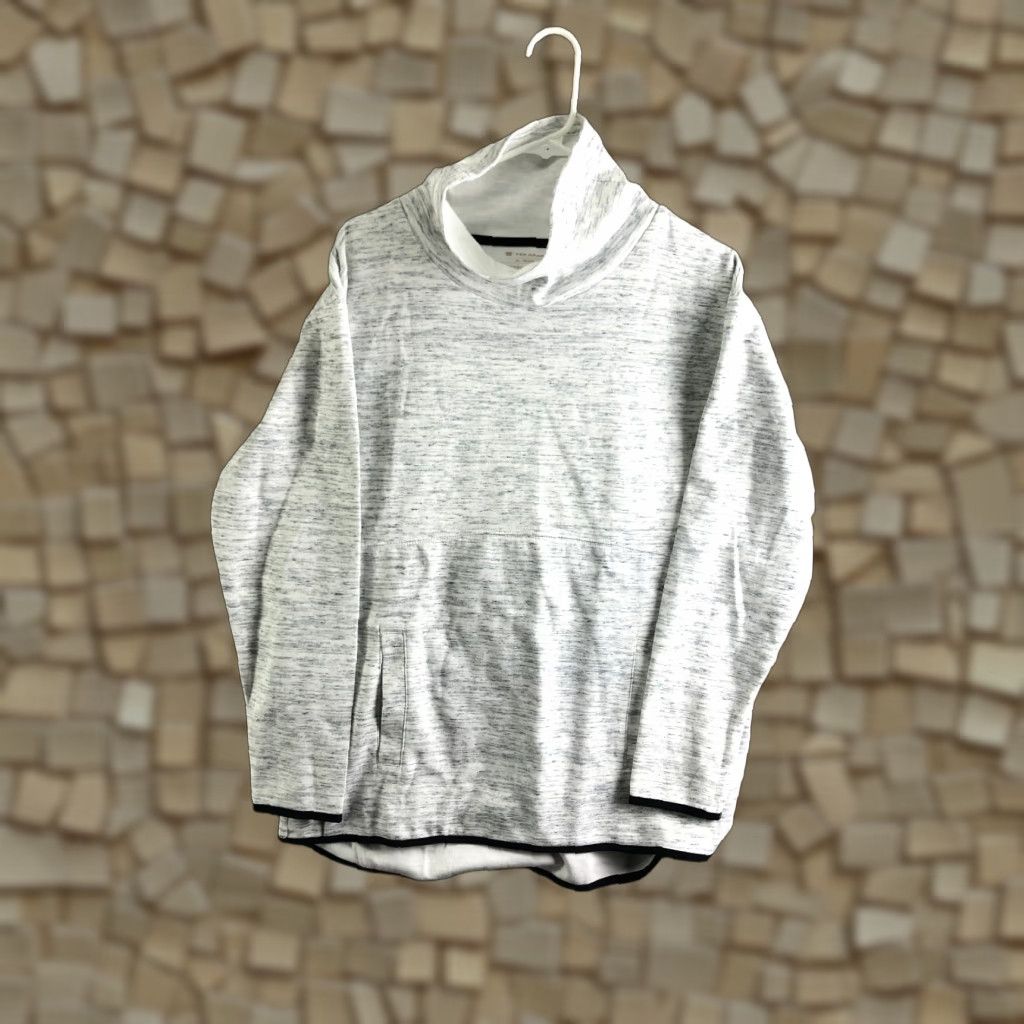 Tek Gear Tek Gear Shirt Long Sleeve White Fleece Turtle Neck Pullover M Women Casual All Seasons Size M / US 6-8 / IT 42-44 - 1 Thumbnail