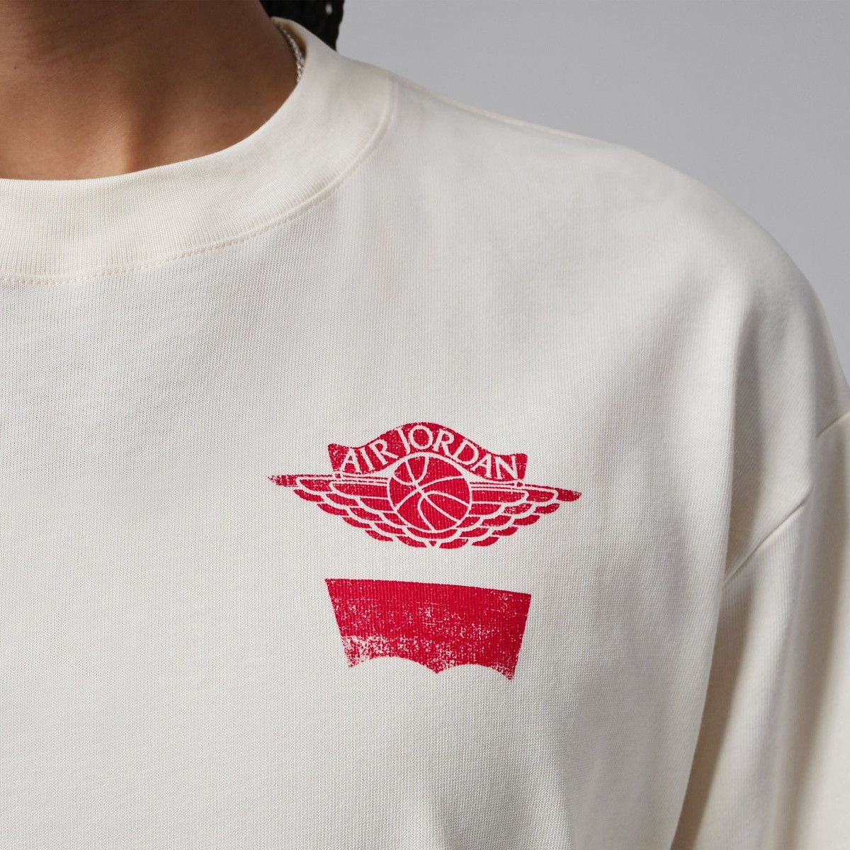 Jordan Brand × Levi's Air Jordan Levi's Long-Sleeve Tee Ivory/Black/University Red Size US XL / EU 56 / 4 - 4 Thumbnail