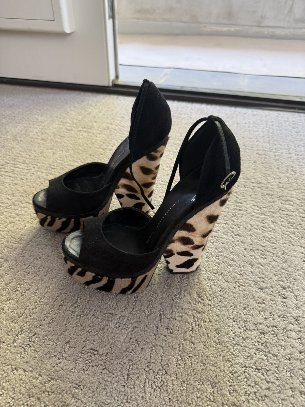 Giuseppe Zanotti Giuseppe Zanotti Leopard Platform Heels Size US 9.5 / IT 39.5 - 3 Thumbnail