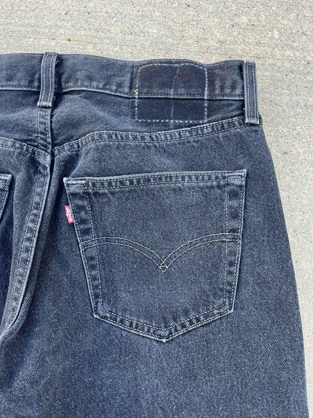 Levi's × Levi's Vintage Clothing × Vintage VINTAGE 00’S LEVI’S FADED BLACK JEANS Size US 32 / EU 48 - 4 Thumbnail