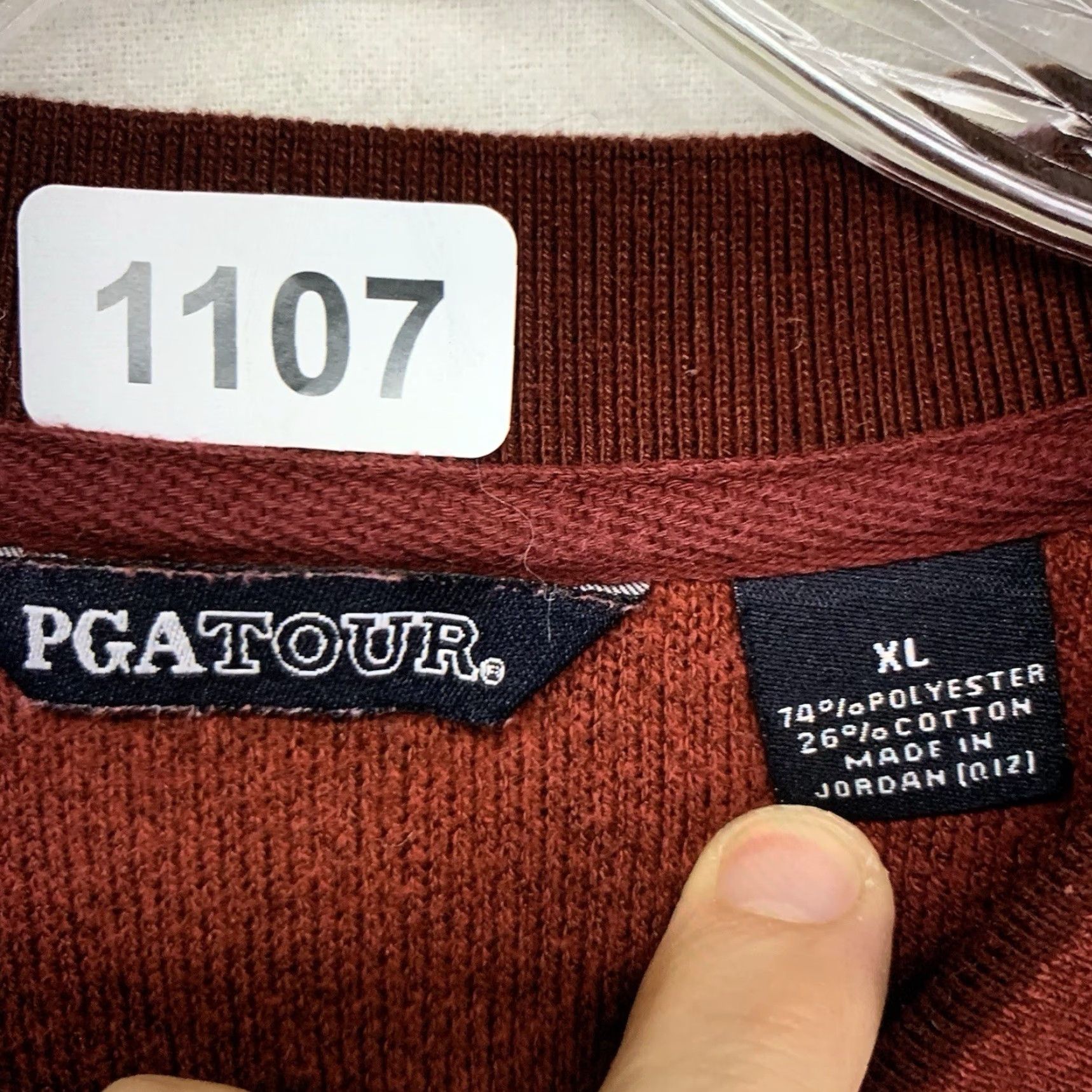 PGA Tour PGA TOUR Men’s Pullover Sweatshirt Red XL V Neck Embroidered Logo Golf Pockets Size US XL / EU 56 / 4 - 3 Thumbnail