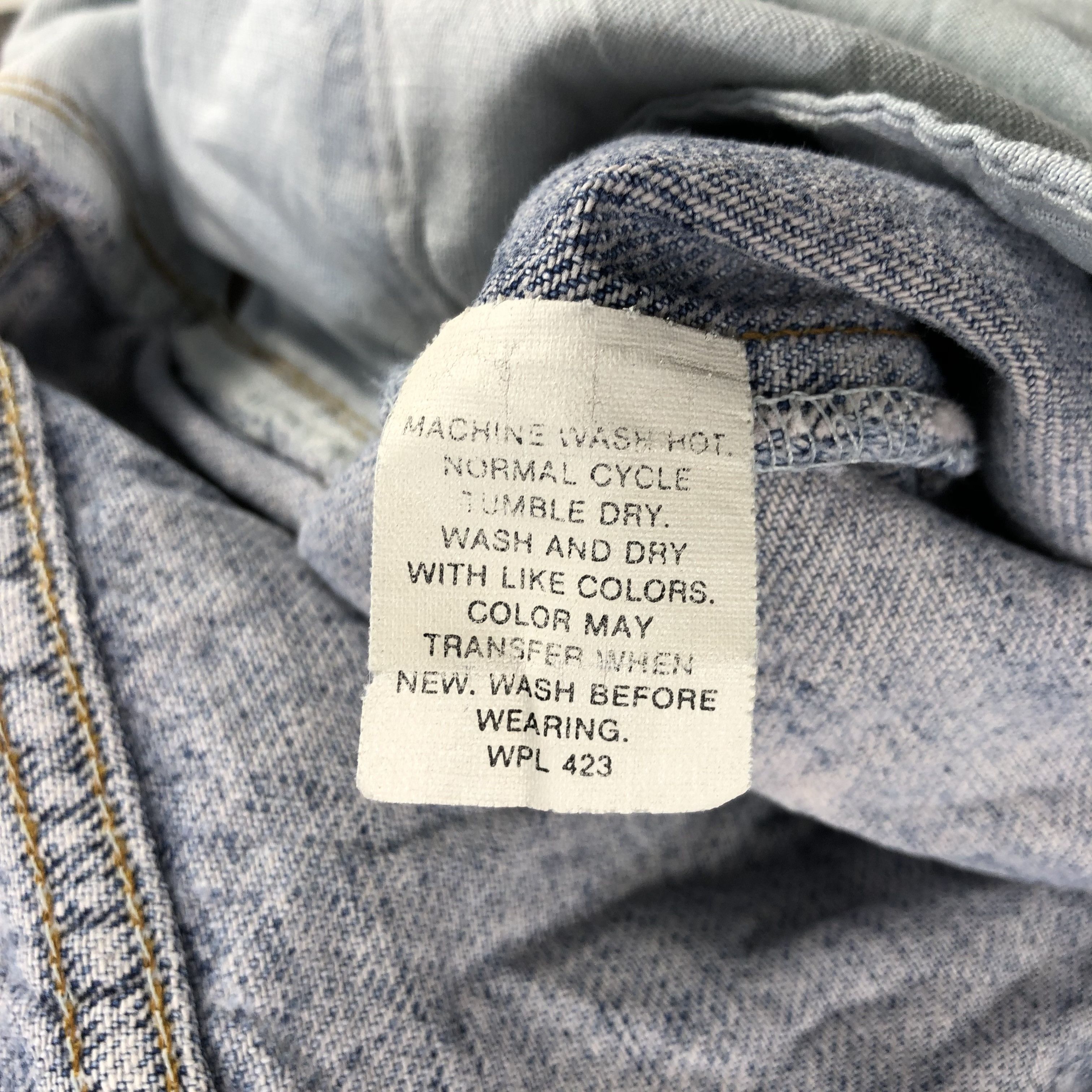Levi's Vintage 90s Levis 550 Jeans Medium Wash Denim KJ928 Size US 33 - 17 Thumbnail