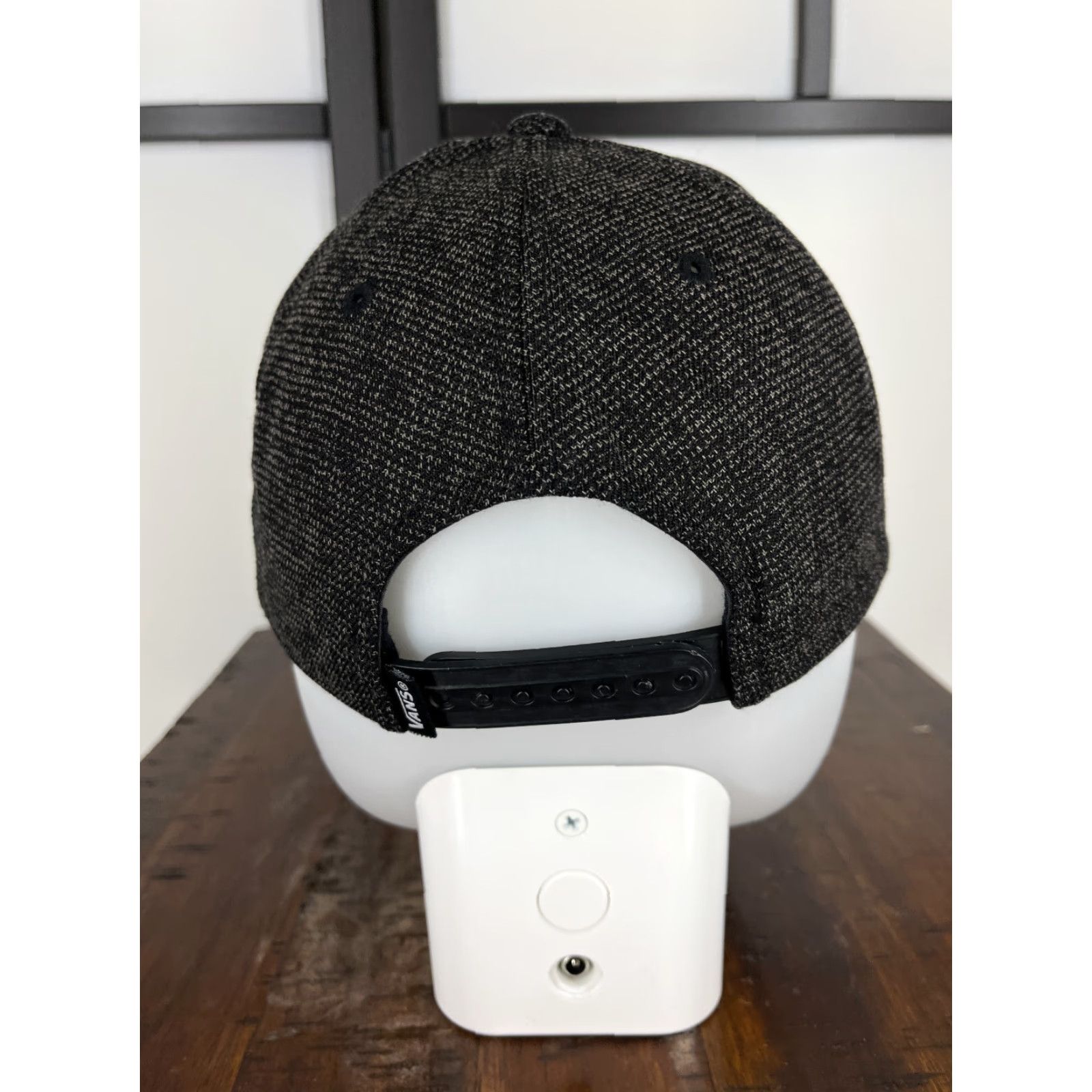 Vans VANS Hat Cap Snap Back Adult One Size Gray 90s Classic Sports Skateboard Casual Travel Men Beanie? Size ONE SIZE - 6 Thumbnail