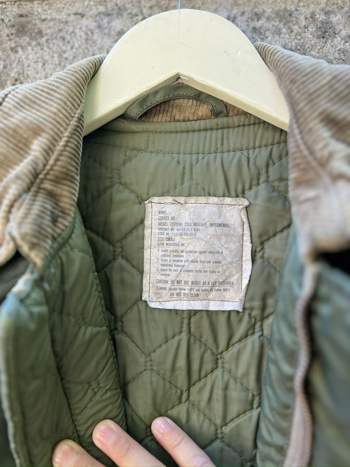 Vintage Vintage 1970’s US Navy Extreme Cold Vietnam Era Jacket Size US L / EU 52-54 / 3 - 7 Thumbnail