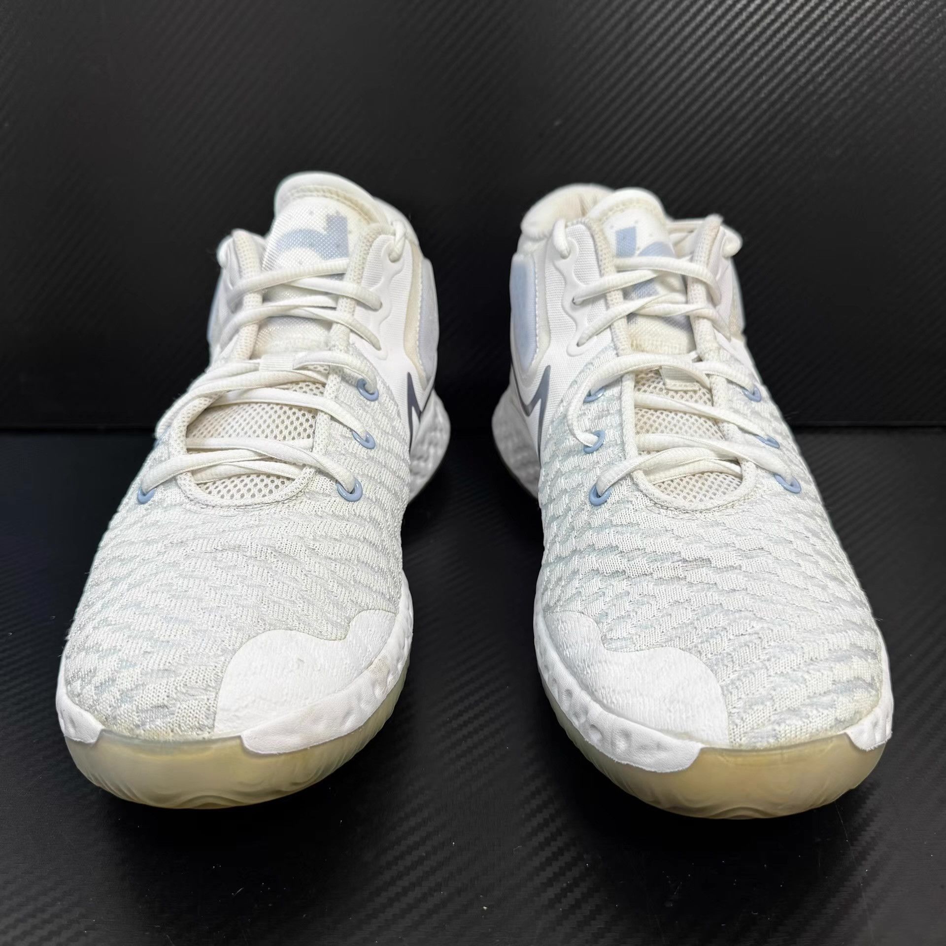 Nike Nike KD Trey 5 VIII, White & Blue Colorway Q10 Size US 11 / EU 44 - 4 Thumbnail