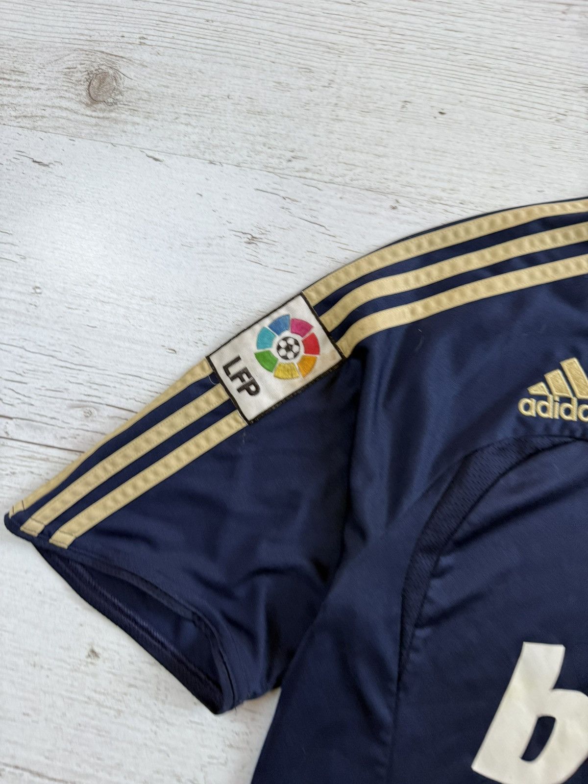 Adidas REAL MADRID FOOTBALL SOCCER JERSEY ADIDAS Size US XL / EU 56 / 4 - 4 Thumbnail