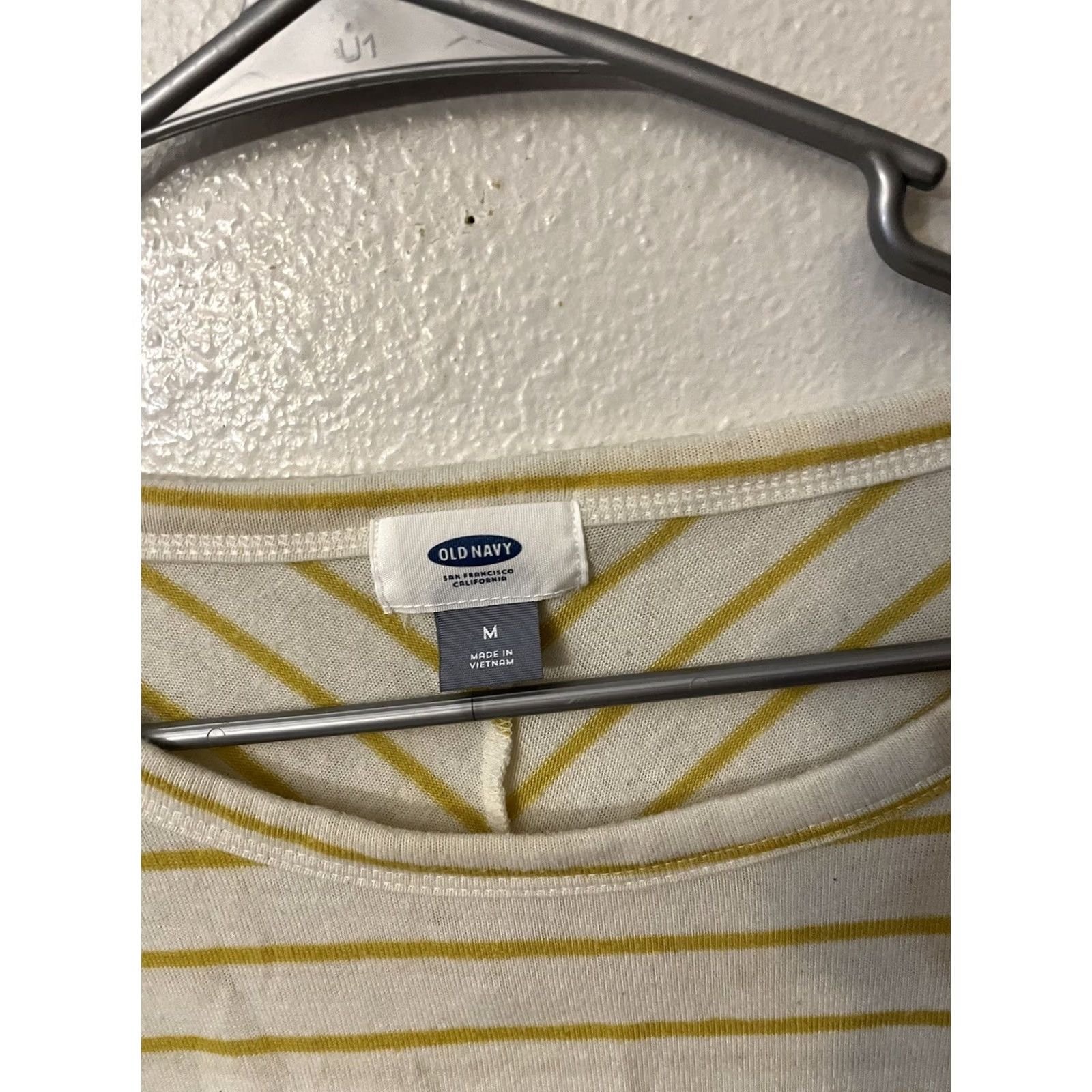 Old Navy Old Navy T-Shirt Women's M White Yellow Striped Long Sleeve Crew Neck Shirt Size M / US 6-8 / IT 42-44 - 2 Thumbnail