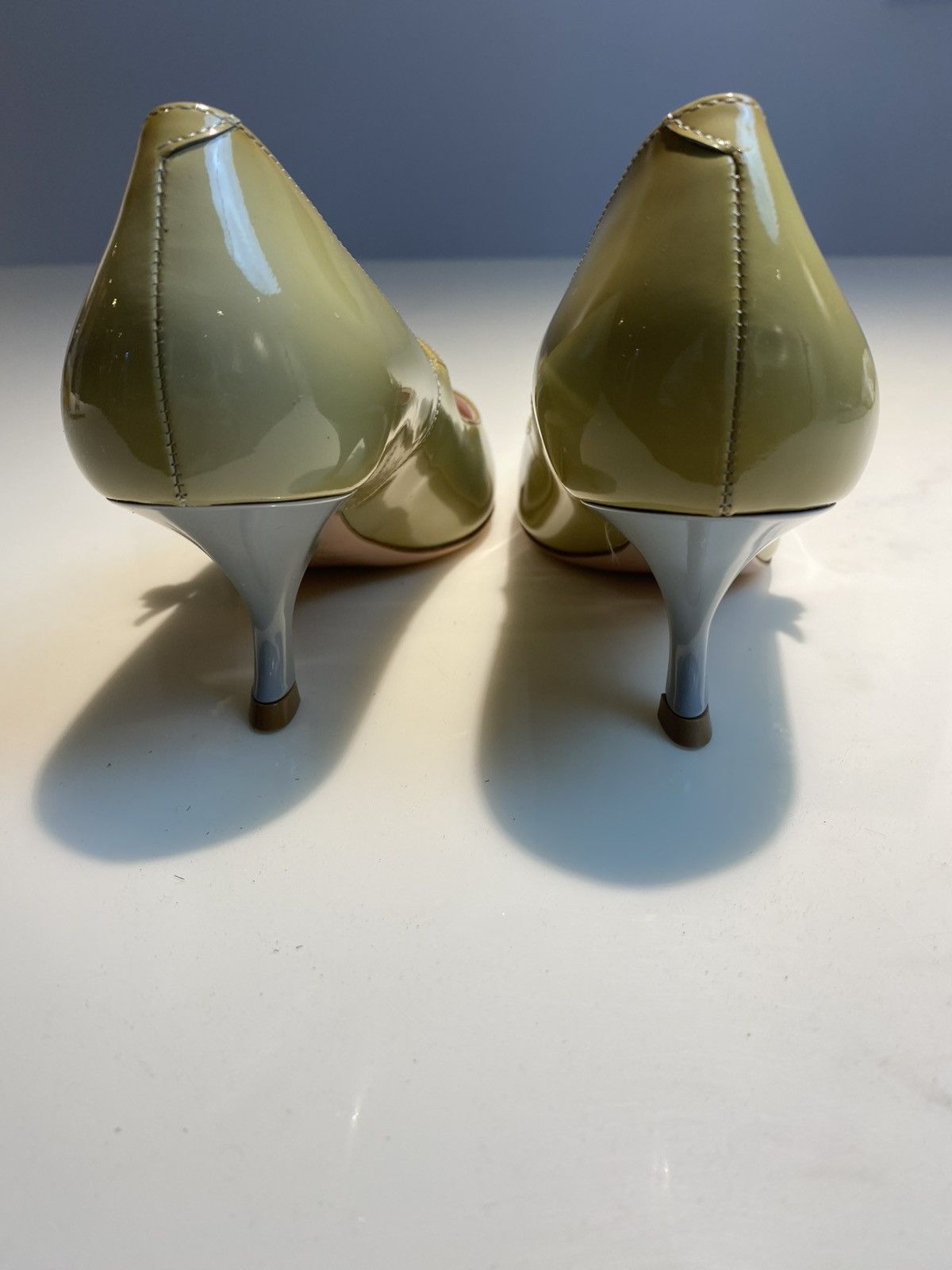 Roger Vivier Roger Vivier Diamond Embellishments Pumps 35.5 Size US 5 / IT 35 - 5 Thumbnail
