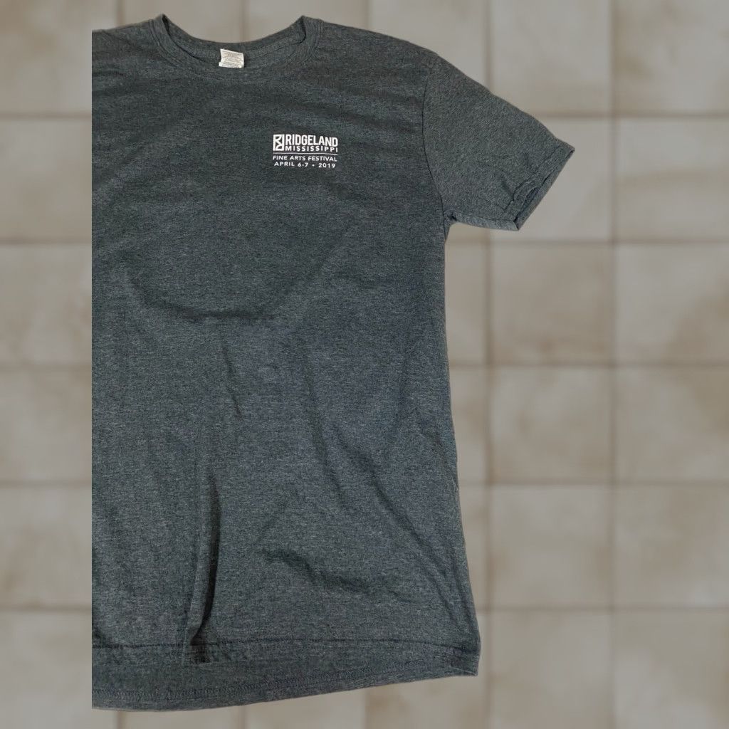 Gildan Nike Shirt? Size US XL / EU 56 / 4 - 1 Thumbnail