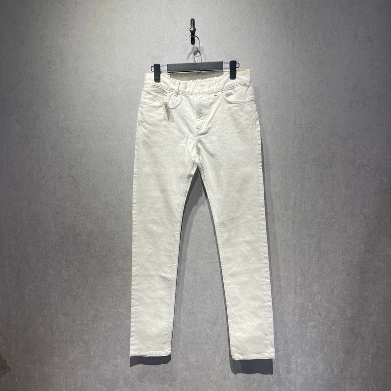 Louis Vuitton Louis Vuitton White denim pants Size US 30 / EU 46 - 1 Thumbnail
