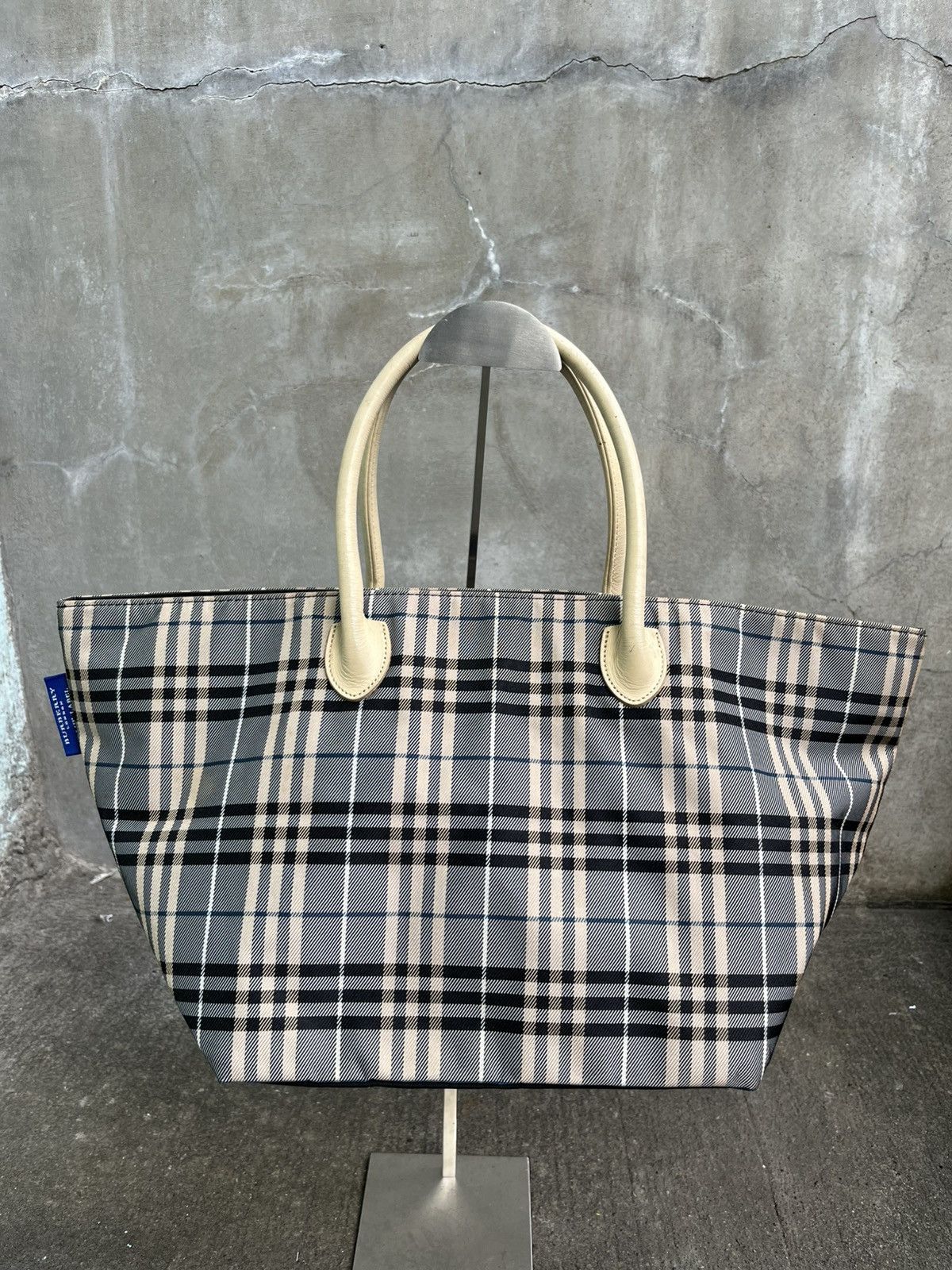 Burberry Blue Label Nova Check Hand Bag Size ONE SIZE - 6 Thumbnail